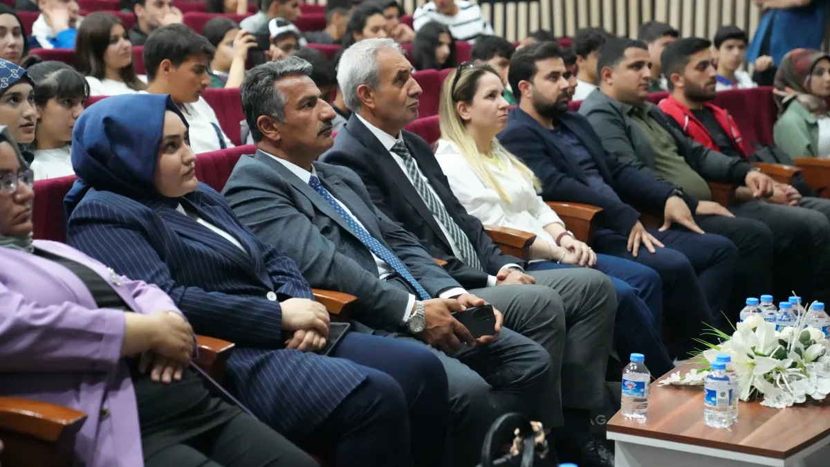 Battalgazi Belediyesi'nden Gençlere Sınav Motivasyonu