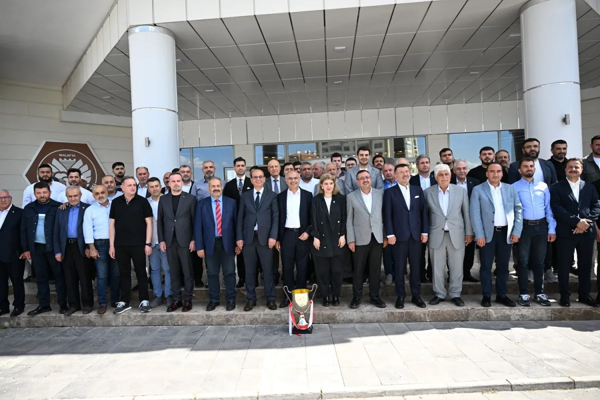 Malatya Yeşilyurtspor'da Kulüp Başkanı Adnan Çoban Güven Tazeledi
