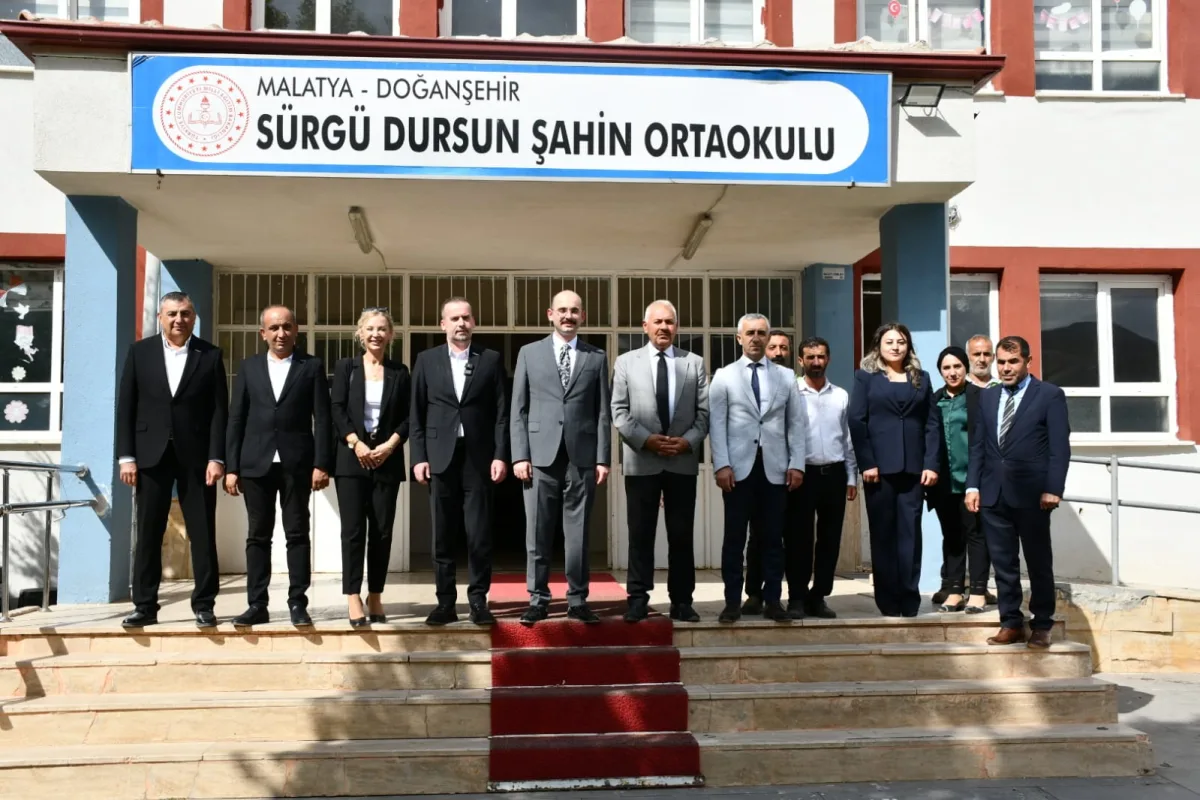 MAGİNDER'DEN 3000 Öğrenciye Çanta ve Kırtasiye Seti