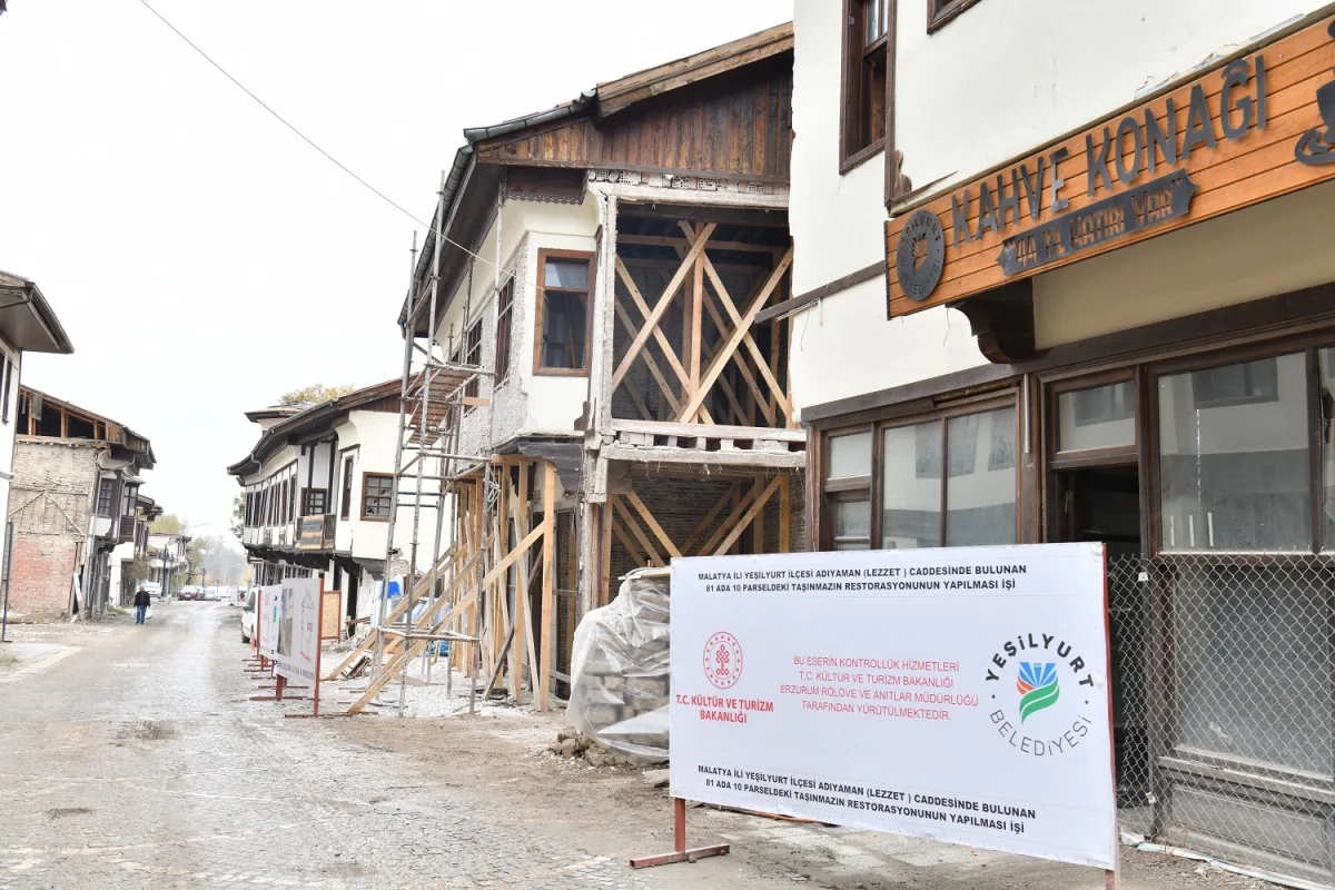 "Kadim Çırmıhtı, Köy Evleri Ve Restorasyon Projeleriyle Ayağa Kalkıyor"