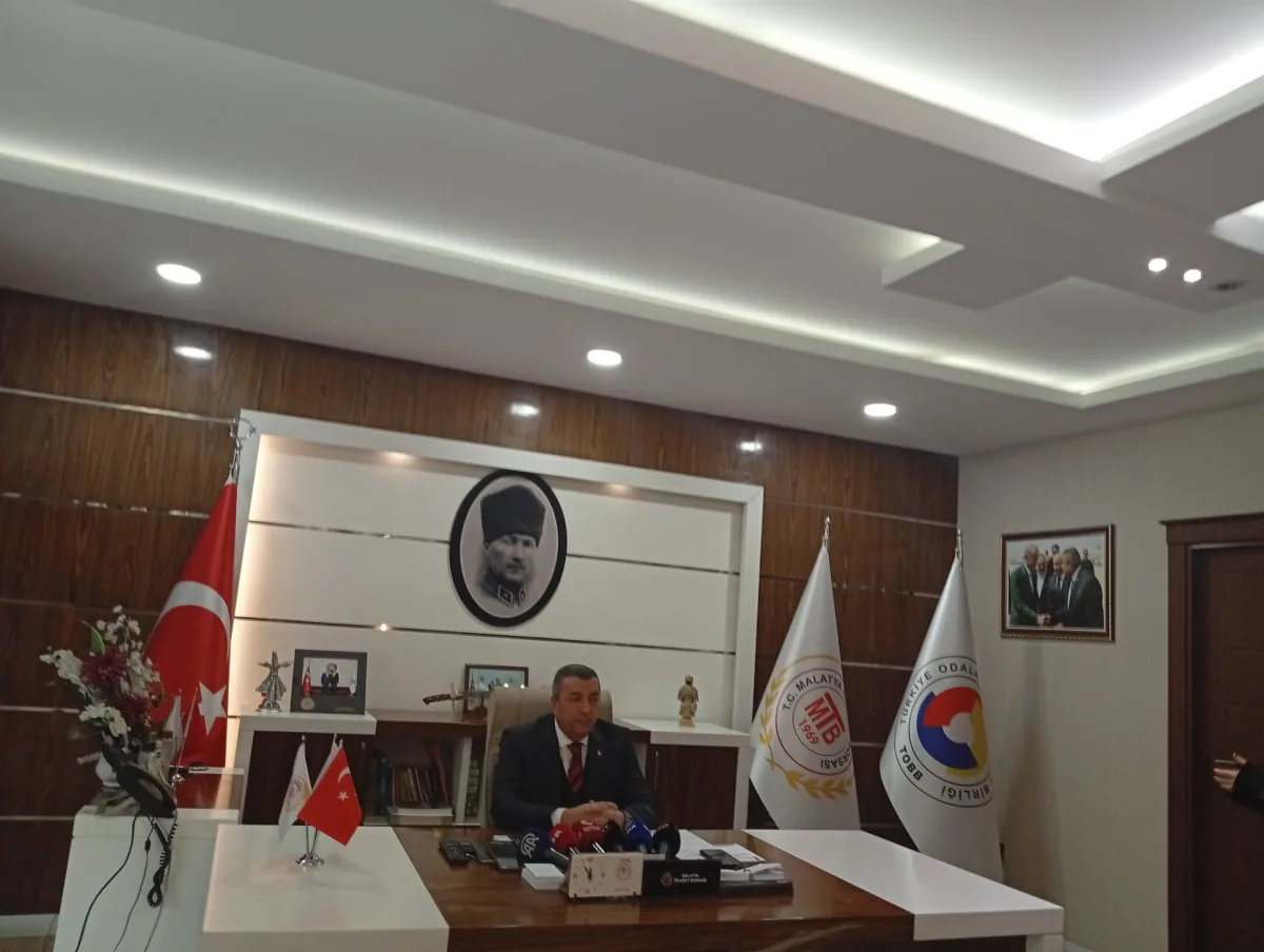 Ramazan Özcan Açıkladı: Kayısı'da Düşüş Yok, İhracat 303.5 Milyon Doları Buldu