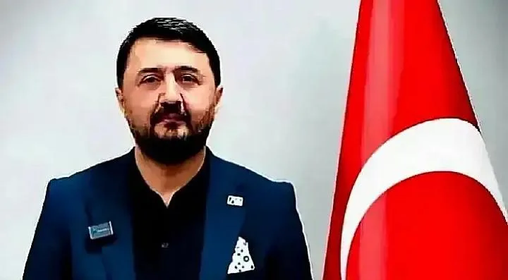 Başkan Zelyurt:"Türk Bayrağına Uzanan El Milletin Vicdanında Mahkum Olur"