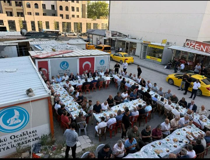 Ülkü Ocakları Malatya'da Birlik ve Kardeşlik Sofrasında Buluştu