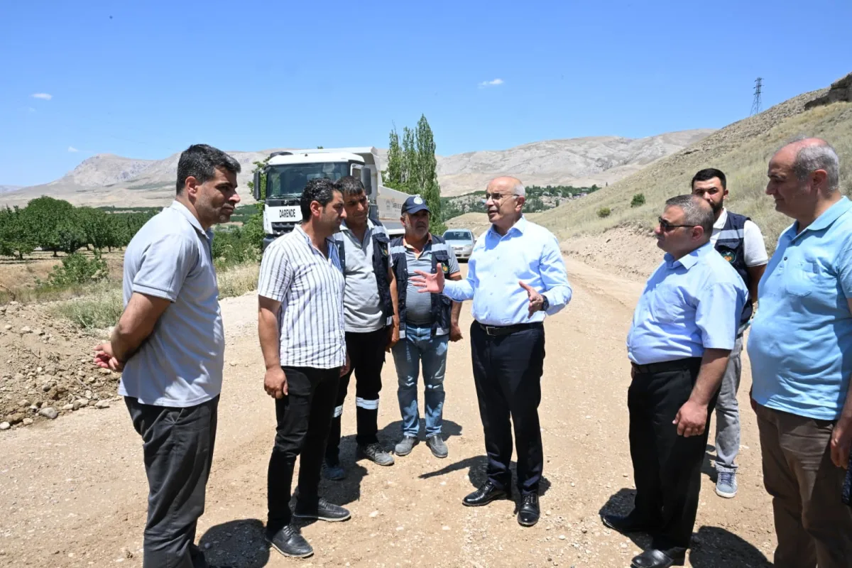 BÜYÜKŞEHİR, 55 MAHALLEYİ BİRBİRİNE BAĞLAYAN YOLDA STANDARDI YÜKSELTİYOR