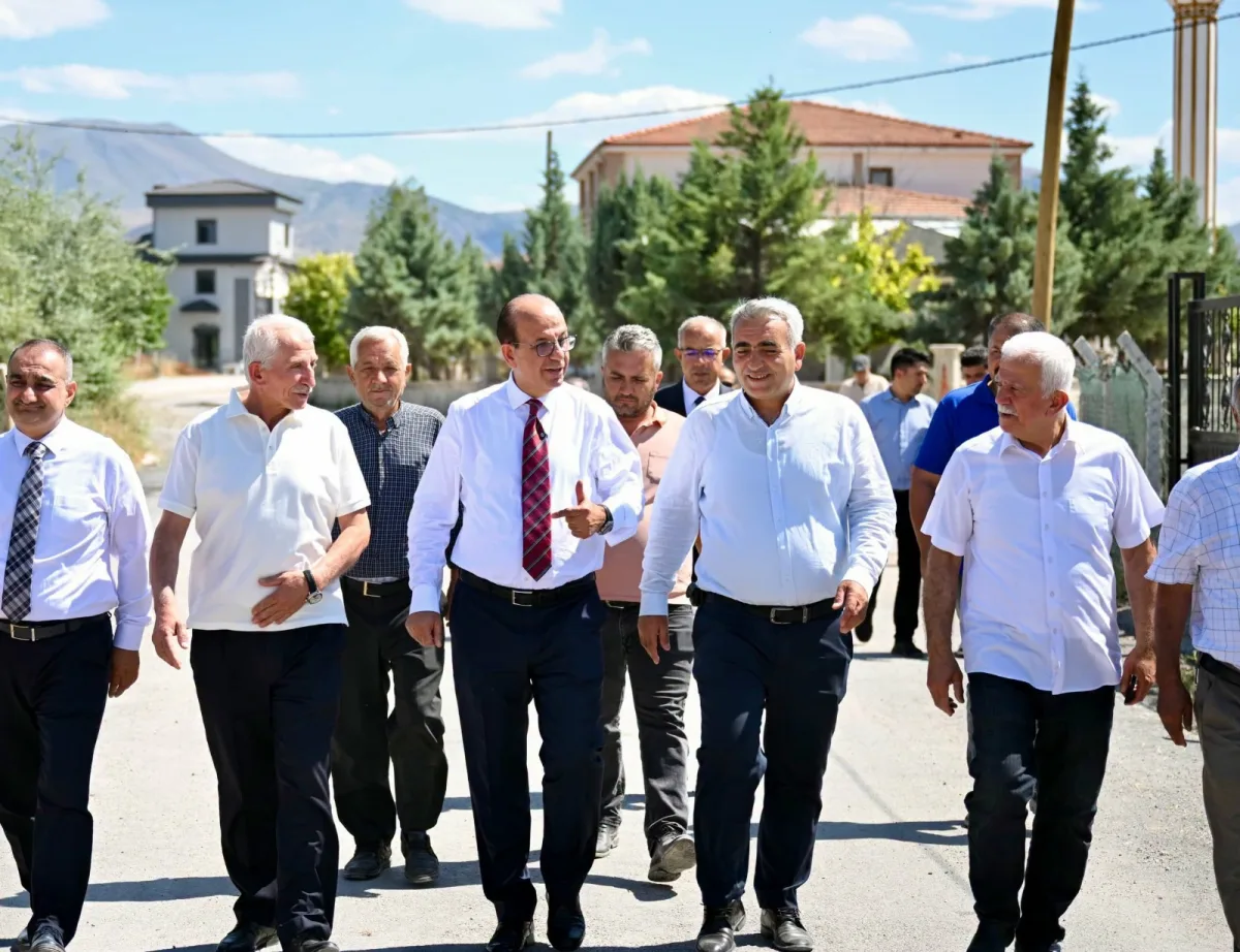Başkan Geçit Kuyulu Mahallesi'ndeki Yatırımları Yerinde İnceledi