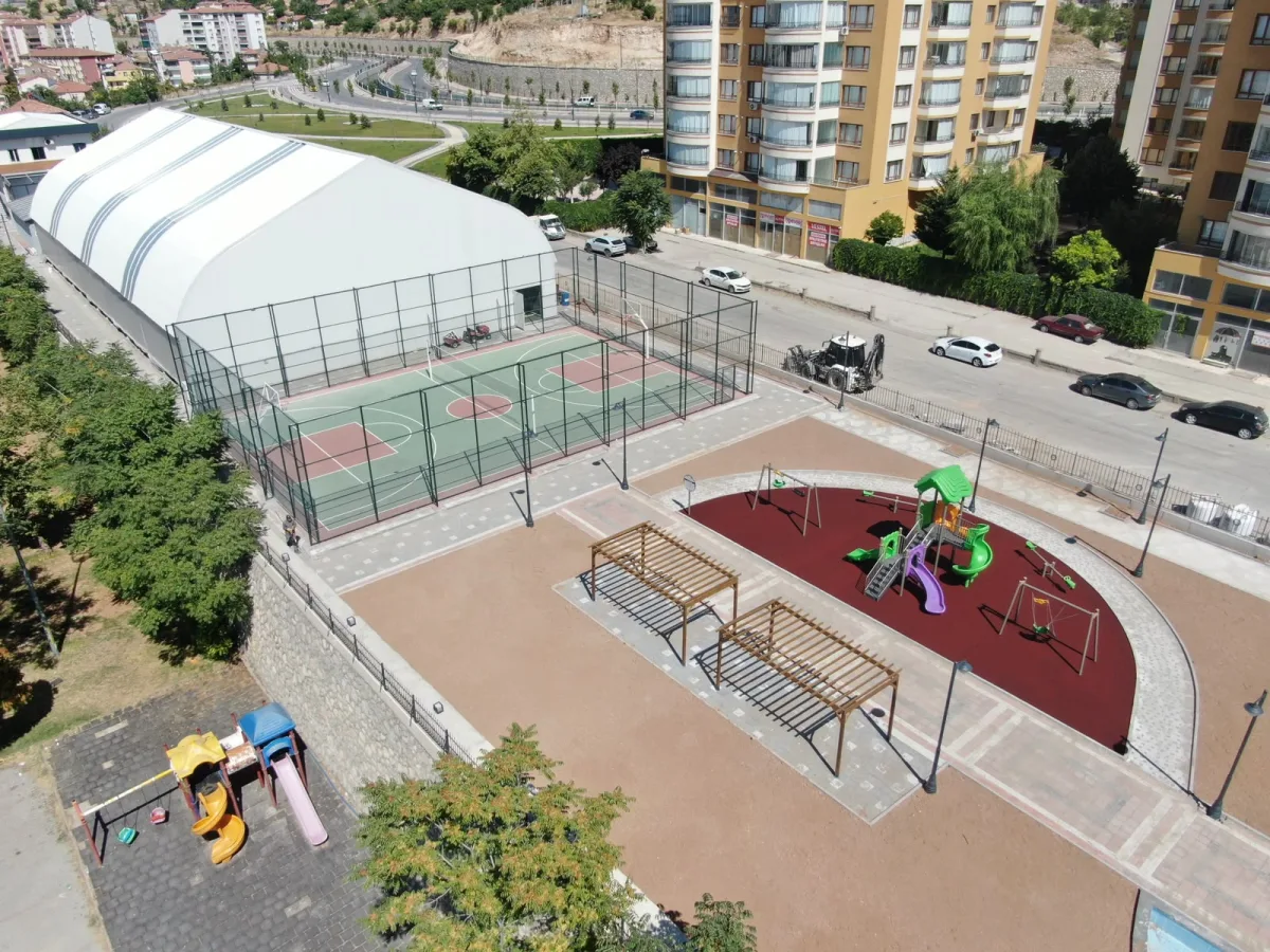 BAŞHARIK’A MODERN GENÇLİK VE SPOR MERKEZİ’NİN AÇILIŞI İÇİN GERİ SAYIM BAŞLADI