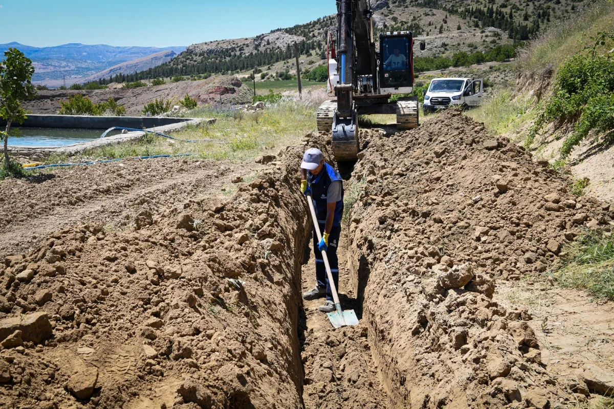 MASKİ’DEN KÖPRÜLÜ MEHMET PAŞA’YA 10 BİN METRE YENİ İÇME SUYU HATTI