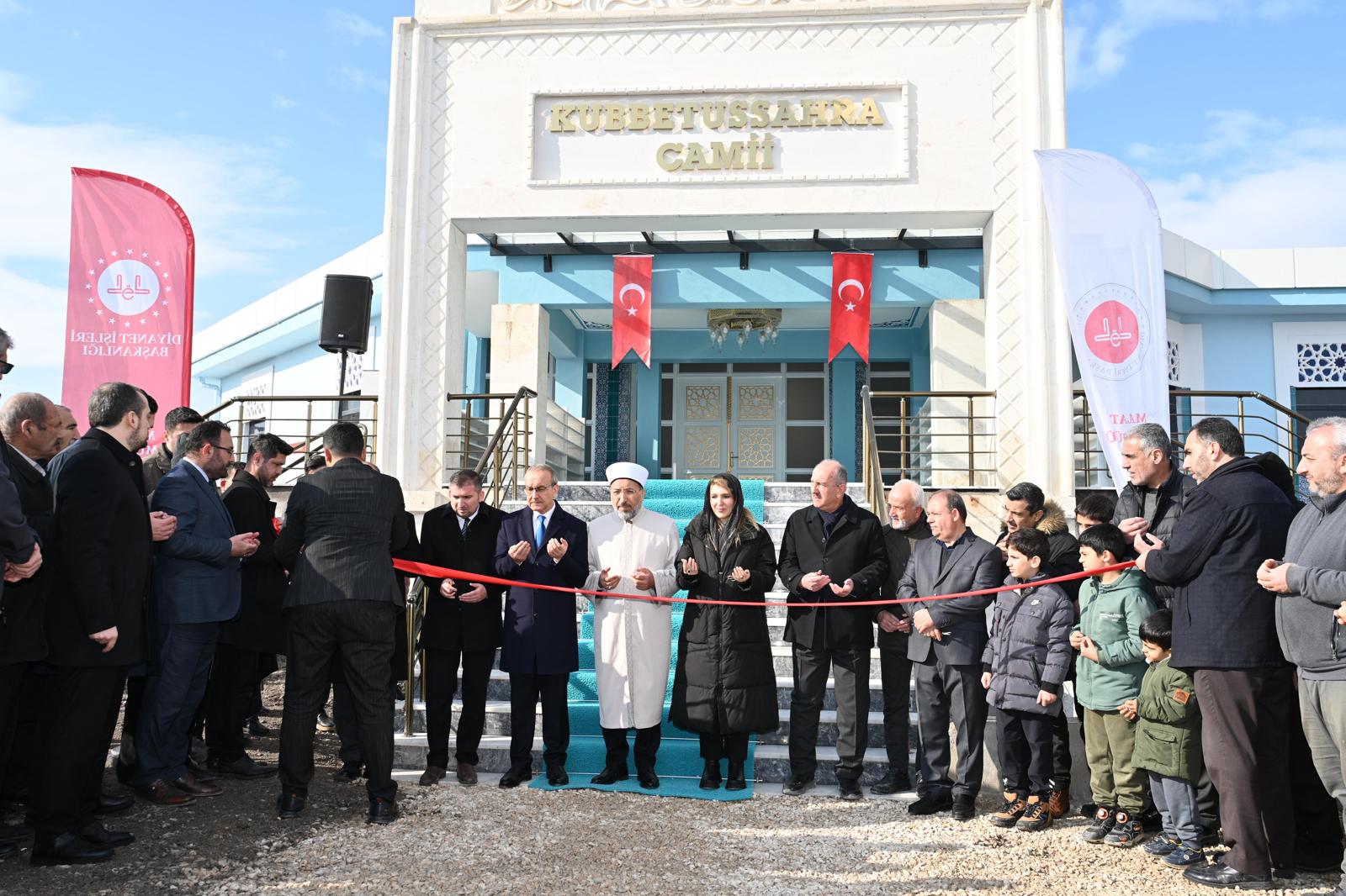 Kubbetü's-Sahra Camii Malatya'da İbadete Açıldı