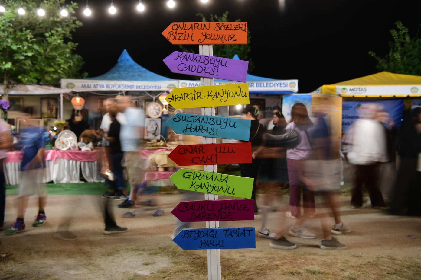 100. Yıl Parkı Gastronomi & Kültür Sokağı İle Yüzbinleri Ağırladı