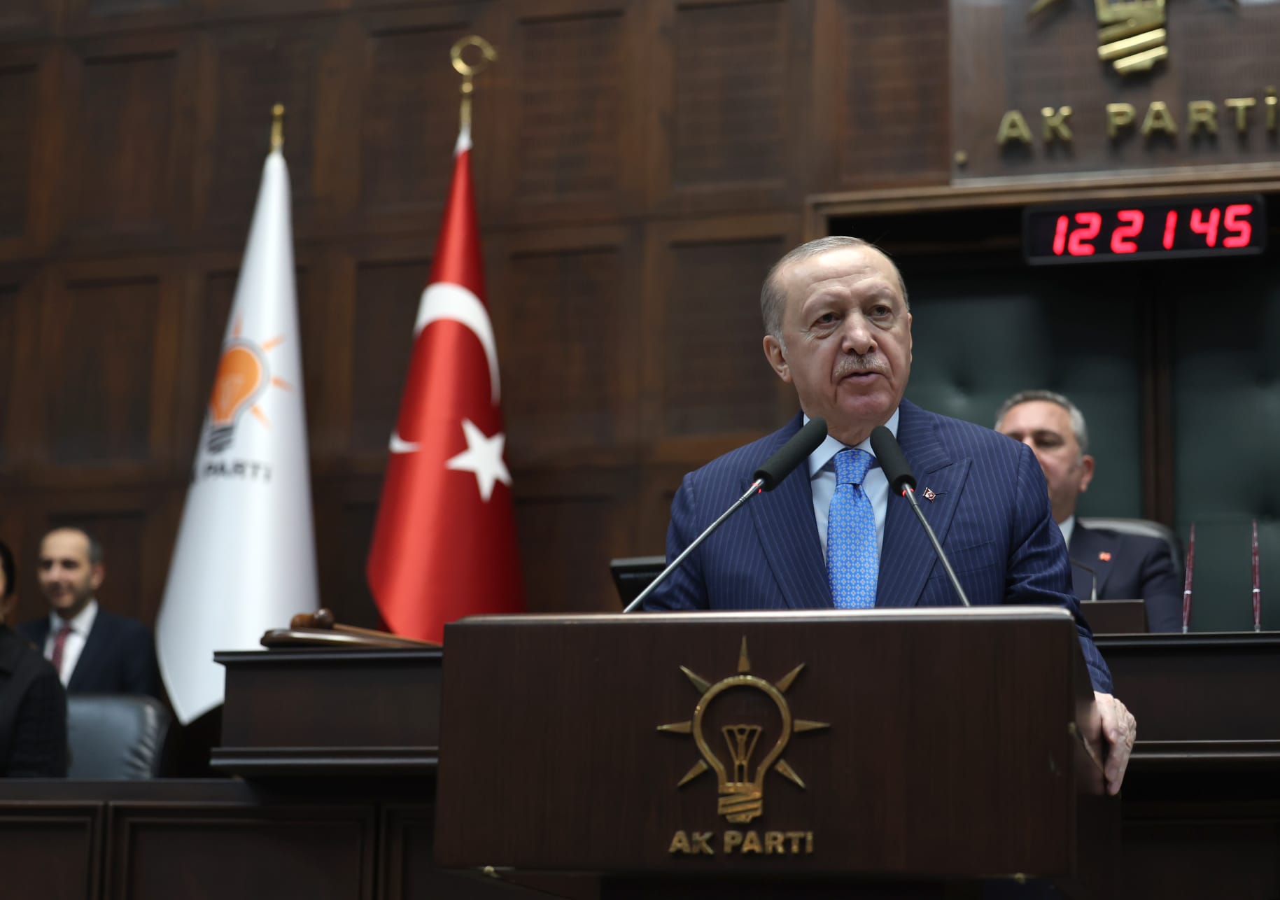 Ak Parti Grup Toplantısı'nda Devlet Aklı ve Milli Birlik Vurgusu