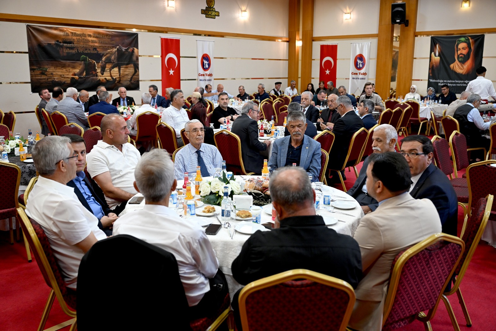 Başkan Er: “AYRILIĞA DEĞİL BİRLİĞE SARILMALIYIZ”