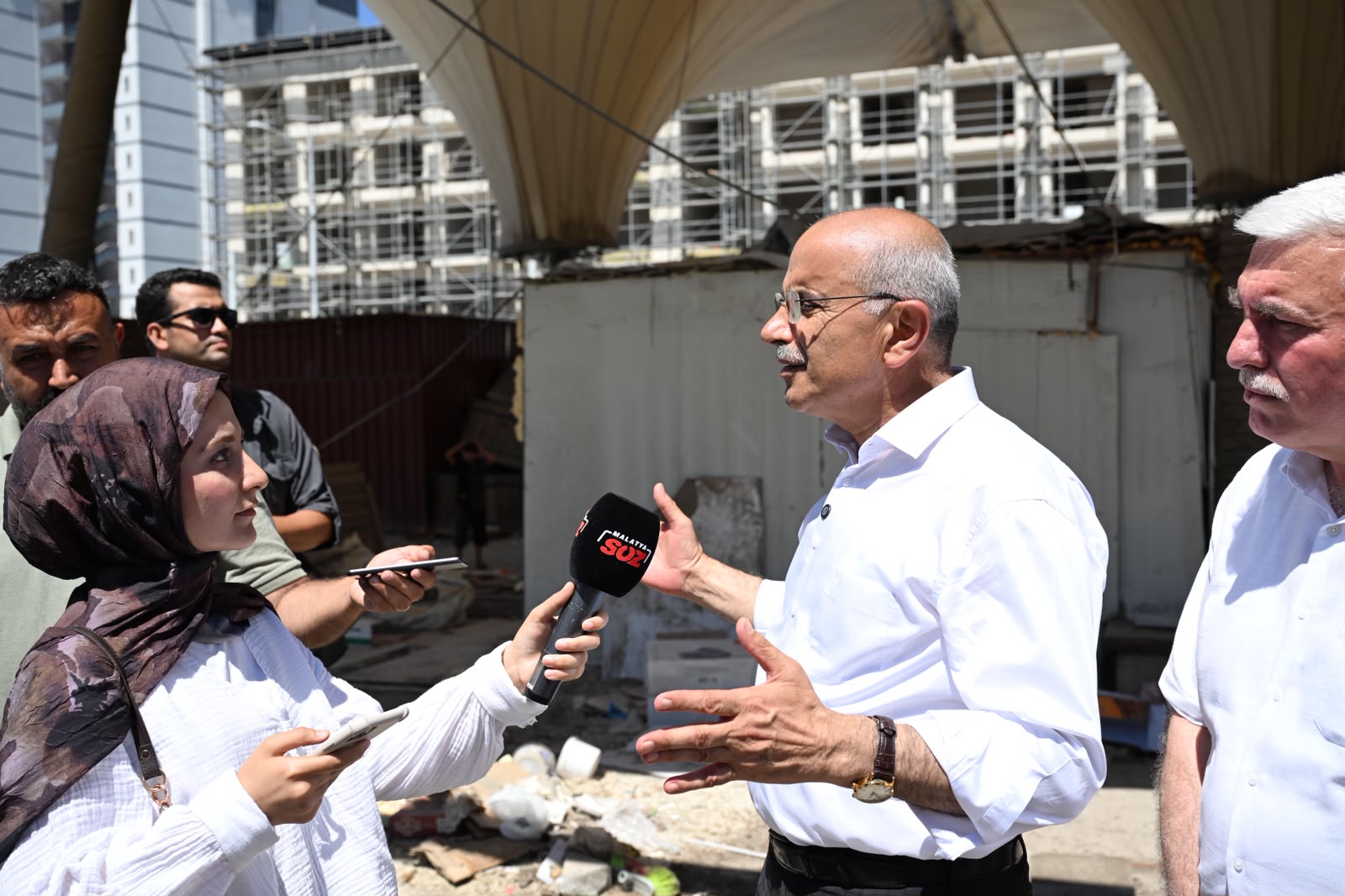 BAŞKAN ER: "MALATYA'DA KONTEYNERLER KALKACAK"