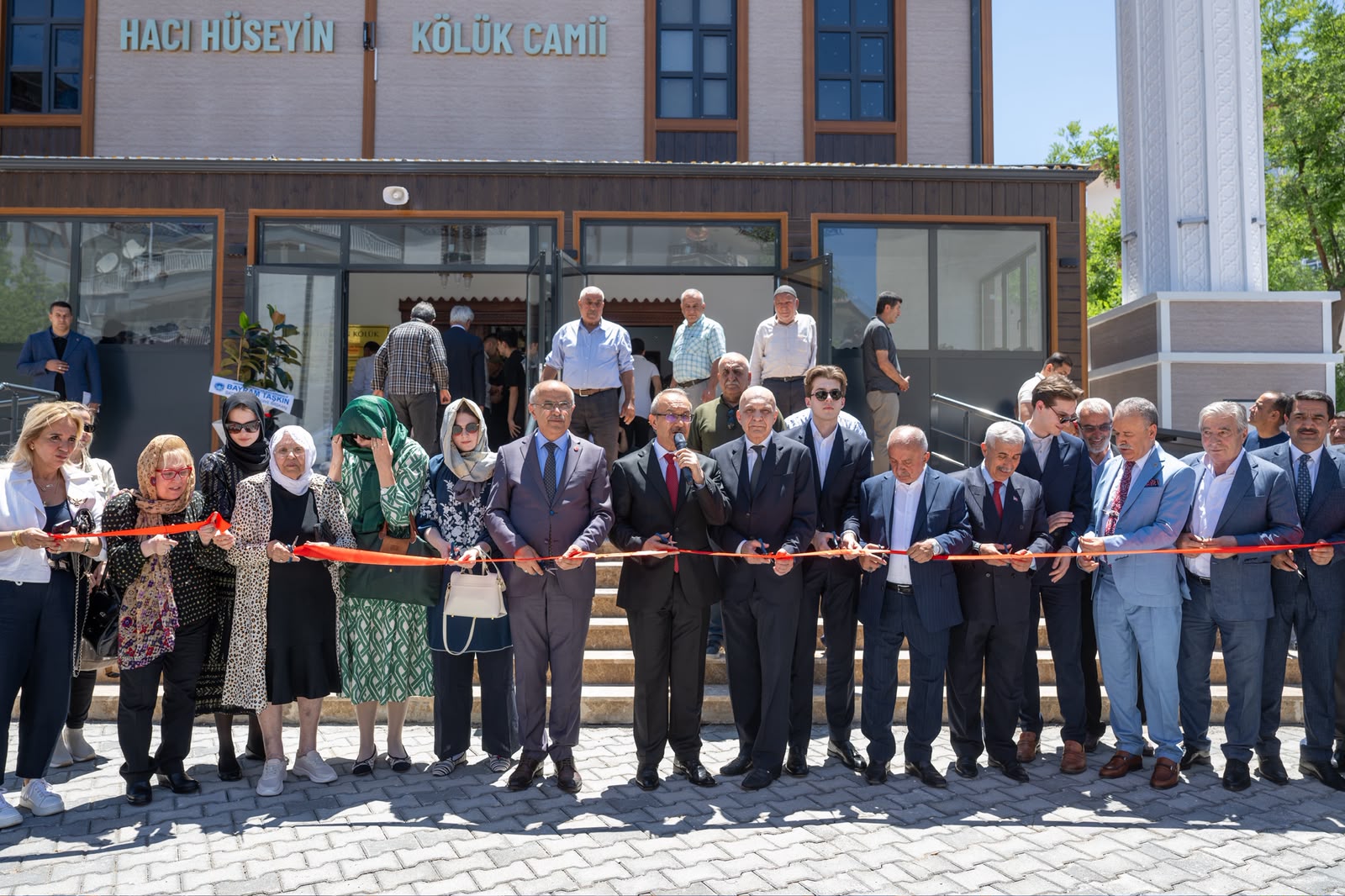 BAŞKAN ER: “SADECE YARALARI SARMIYOR MALATYA’NIN GELECEĞİNİ İNŞA EDİYORUZ”