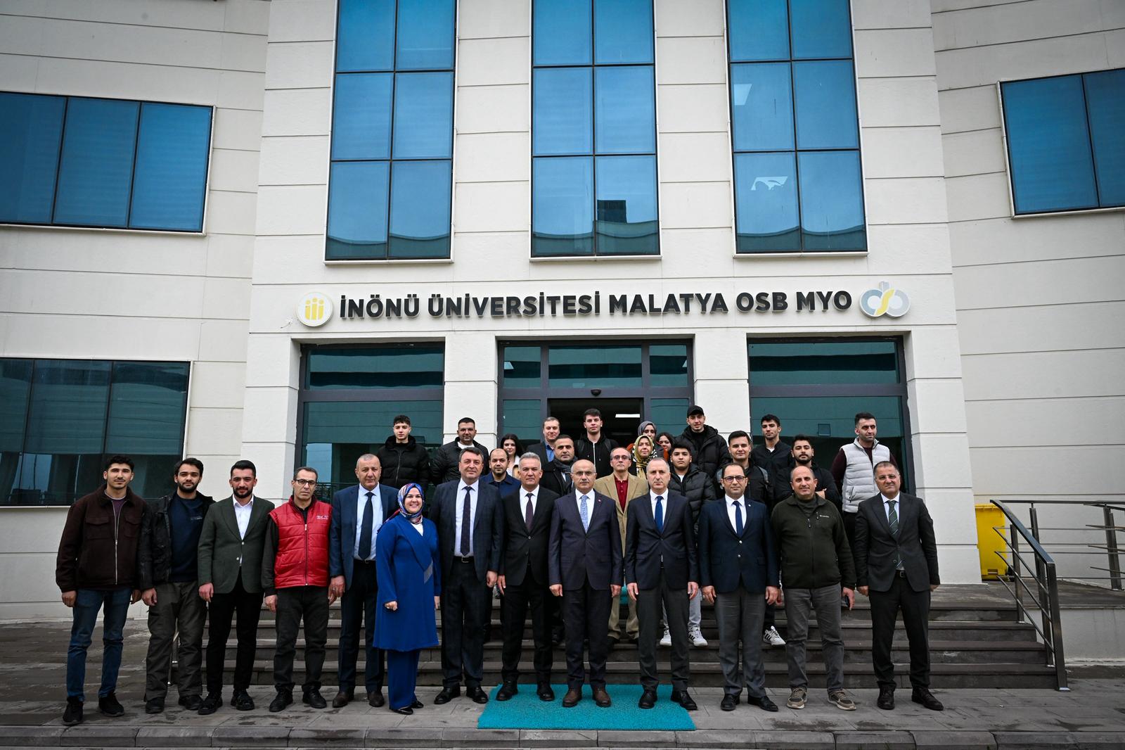 Başkan Er, Üniversite Öğrencileriyle Bir Araya Geldi