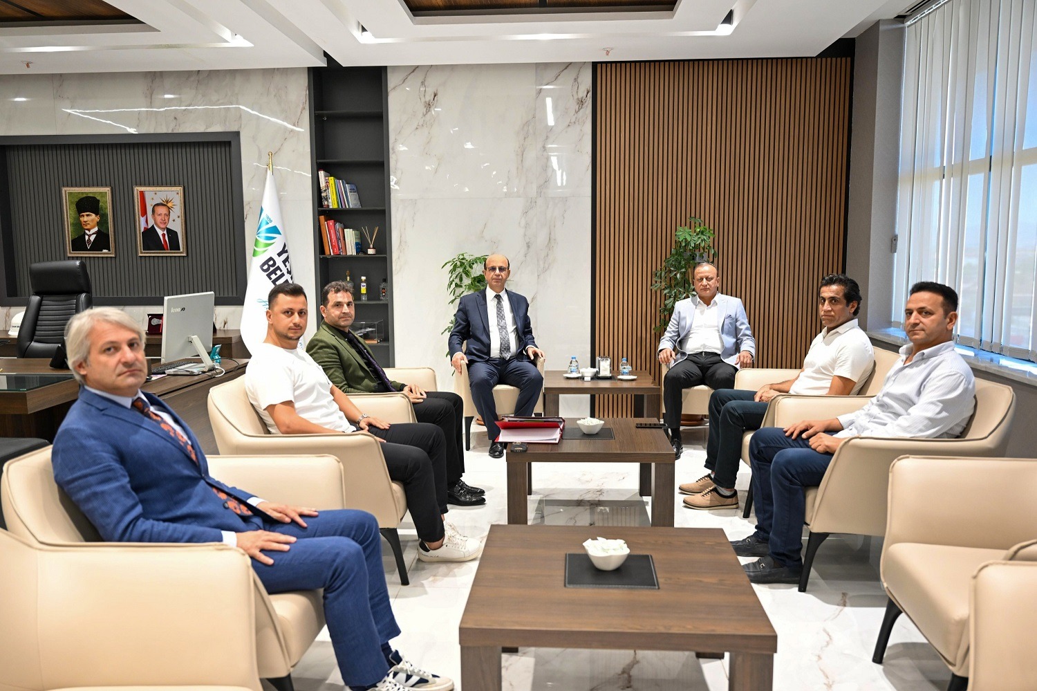 Başkan Geçit, Hayırsever İş Adamı Mustafa Kırteke İle Taziye Evi Protokolü İmzaladı