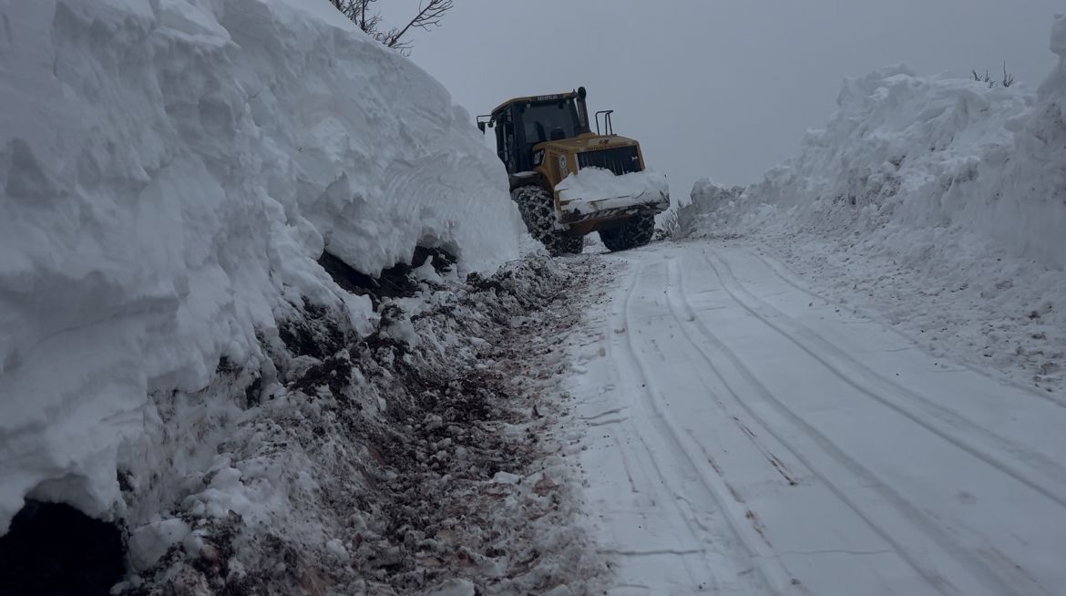 Battalgazi Belediyesi Ekipleri 21 Km Yolu Açarak Hastaya İlaçlarını Yetiştirdi