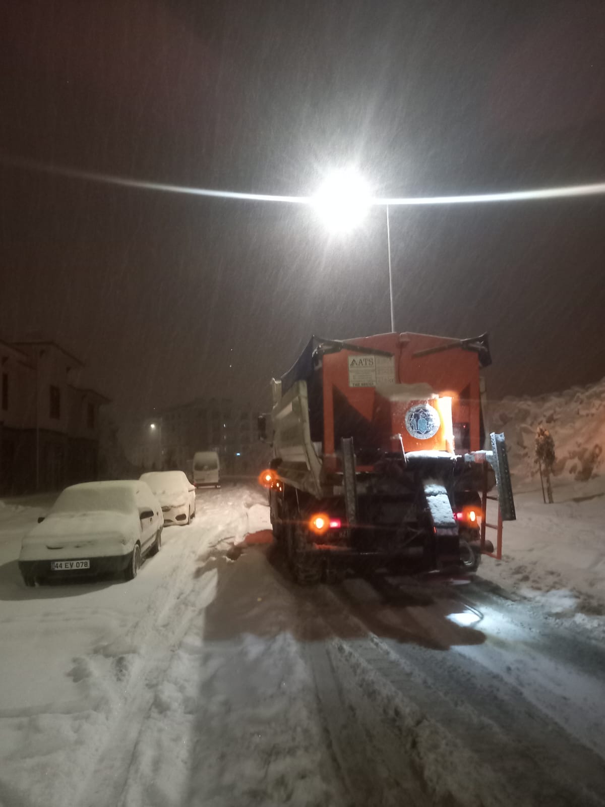 Battalgazi Belediyesi Gece Boyu Sahadaydı