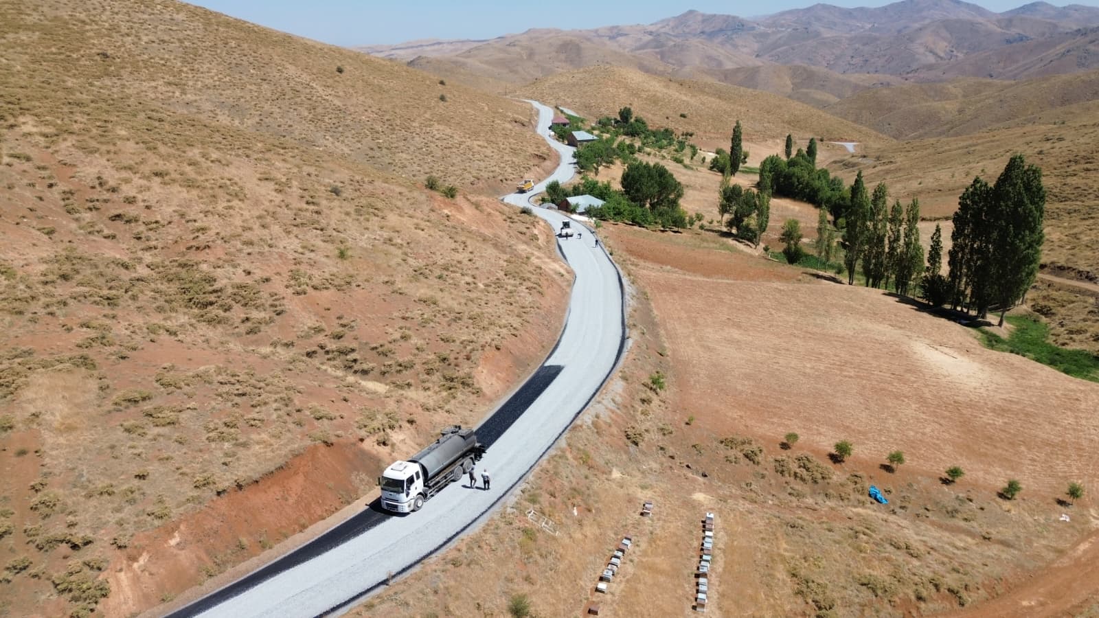 Battalgazi Belediyesi'nden 5 Kilometrelik Asfalt Çalışması