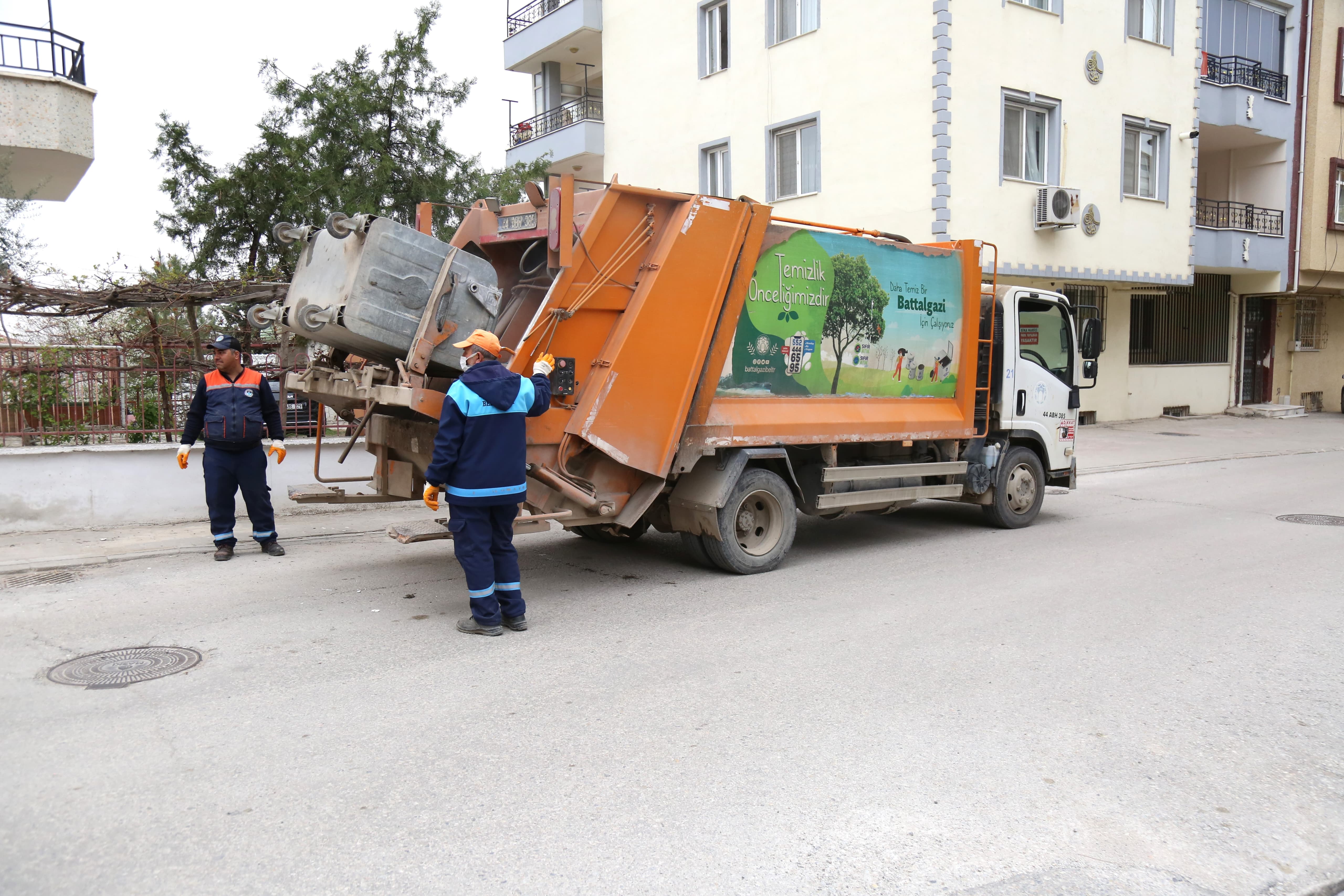 Battalgazi'de Temizlik Seferberliği Sürüyor
