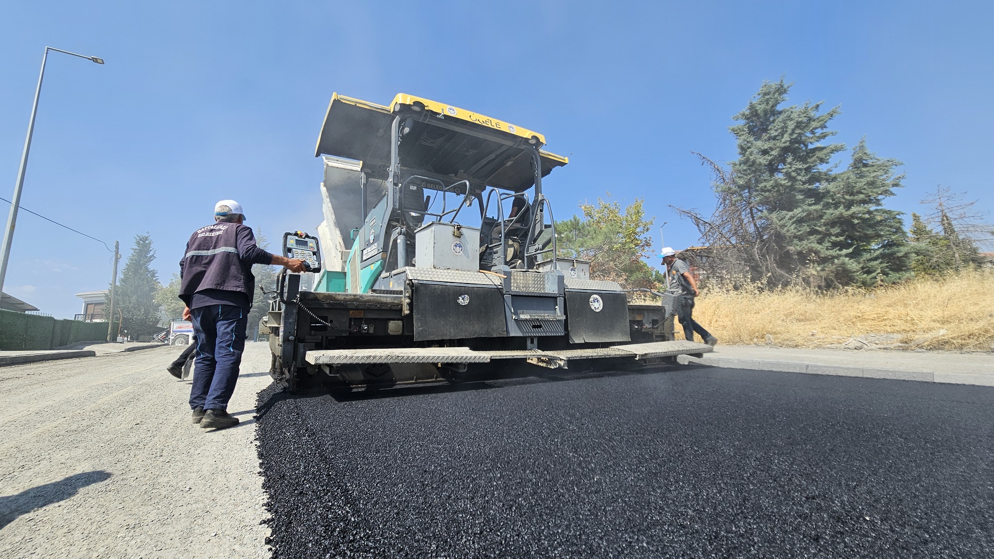Battalgazi'de Yollar Asfaltla Yenileniyor