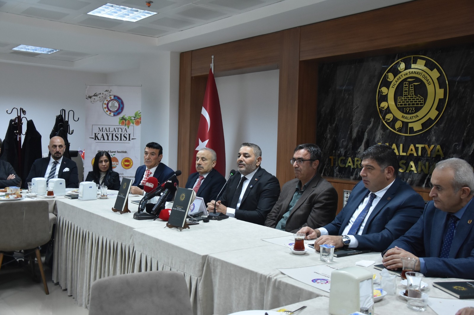 “BİR ASRIN TANIĞI” MALATYA TİCARET VE SANAYİ ODASI