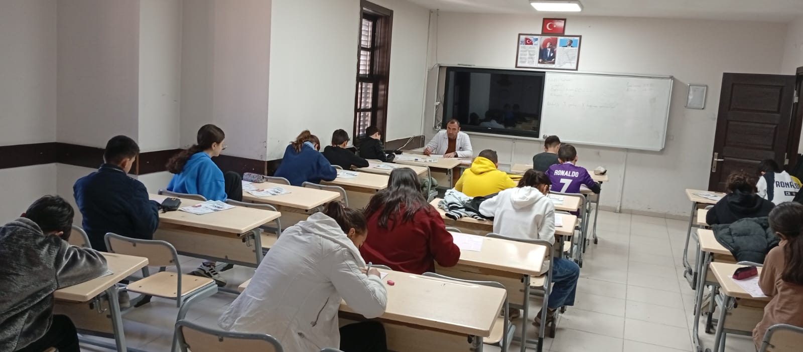 BÜYÜKŞEHİR’DEN ÖĞRENCİLERE İZLEME VE DEĞERLENDİRME SINAVI