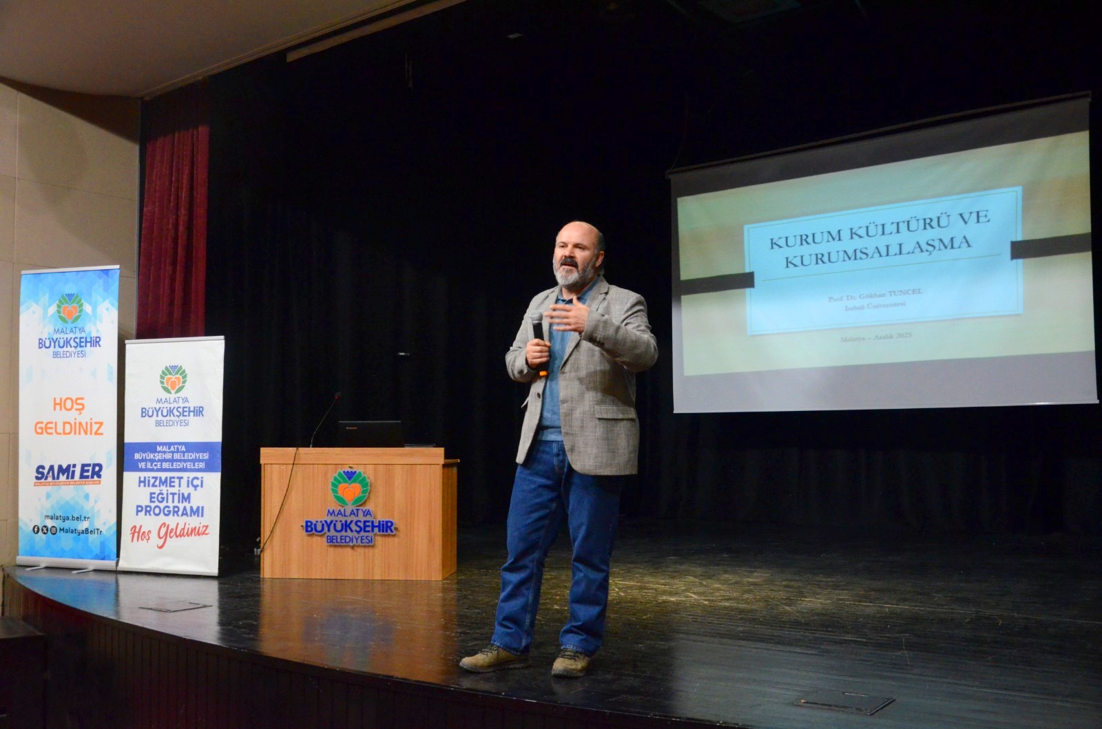 BÜYÜKŞEHİR PERSONELLERİNE  HİZMET İÇİ EĞİTİMİ DÜZENLENDİ