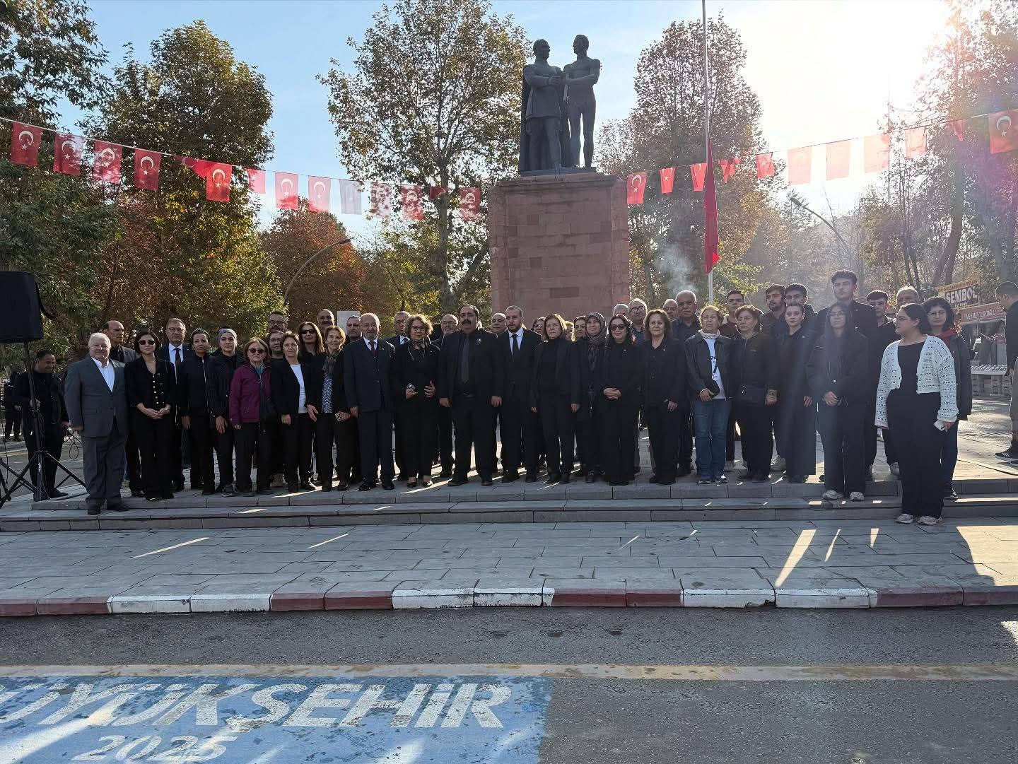 Chp İl Başkanı Barış Yıldız'dan10 Kasım'da Anlamlı Çağrı