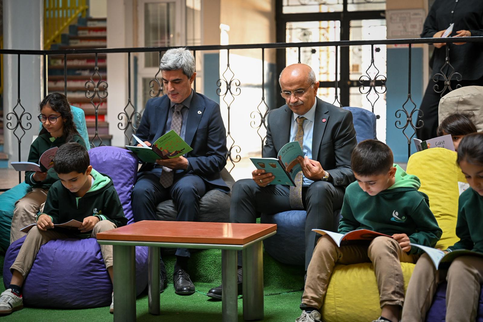 “ÇOCUKLARIMIZIN GELECEĞİ İÇİN ÇALIŞIYORUZ”