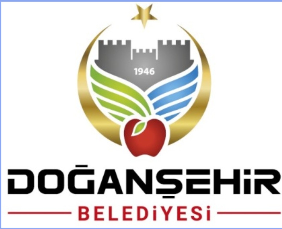 Doğanşehir’de Milli Maç Coşkusu: Dev Ekran Kuruldu