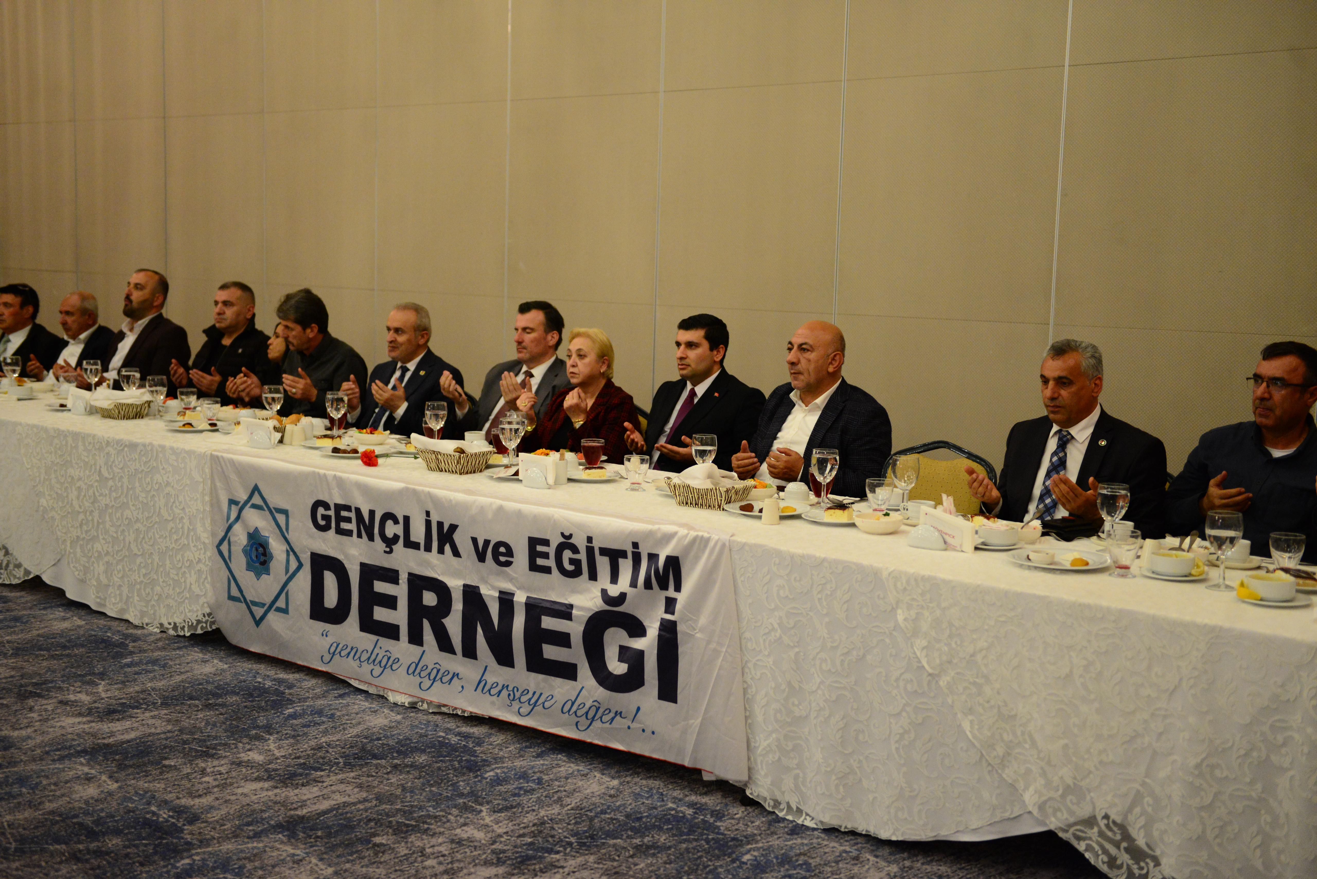 Gençlik Ve Eğitim Derneğinden Etkinlik