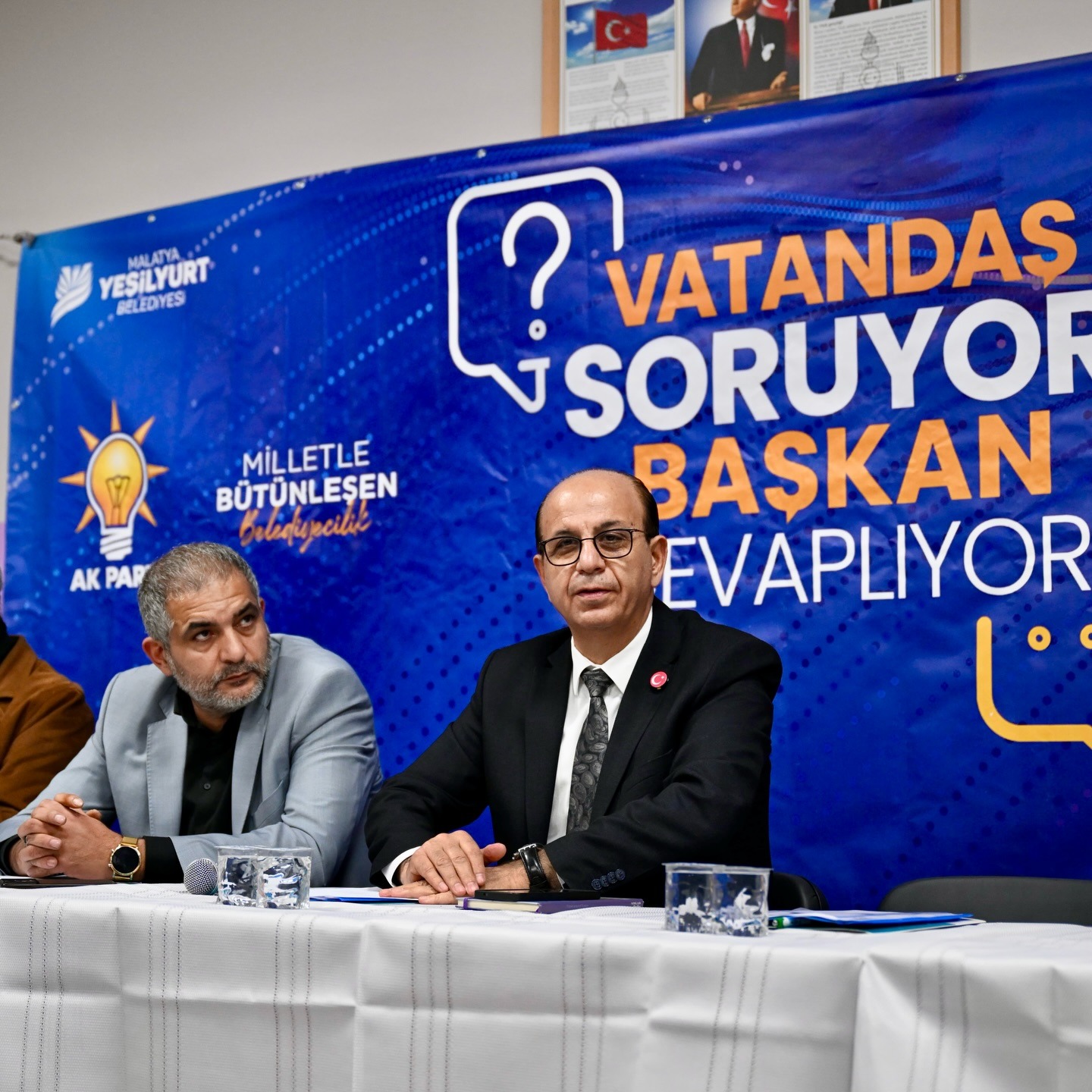 Koyunoğlu ve Çukurdere'de 'Vatandaş Soruyor Başkanlar Cevaplıyor'Toplantısı