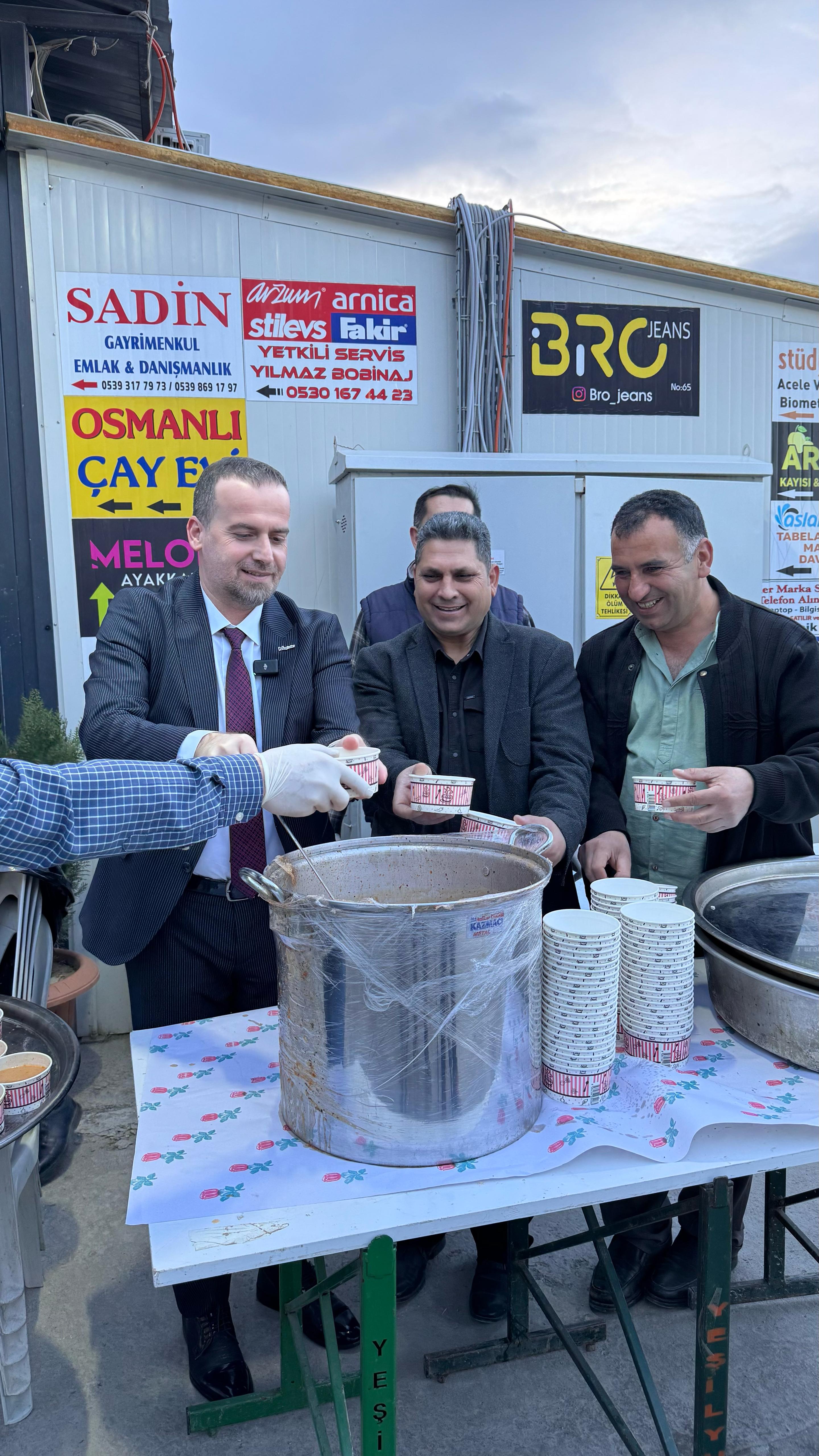 MAGİNDER Başkanı Karademir'den Çağrı "Bayram Alışverişlerinizi Konteyner Çarşılardan Yapın"