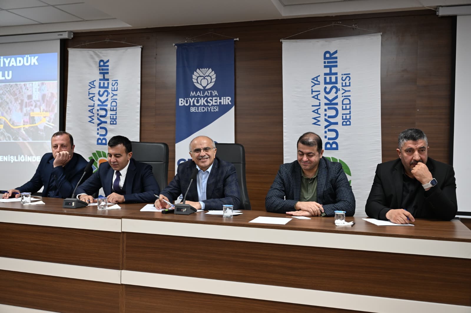 MALATYA BÜYÜKŞEHİR BELEDİYESİNDEN PÜTÜRGE'YE 41 MİLYON LİRALIK HİZMET