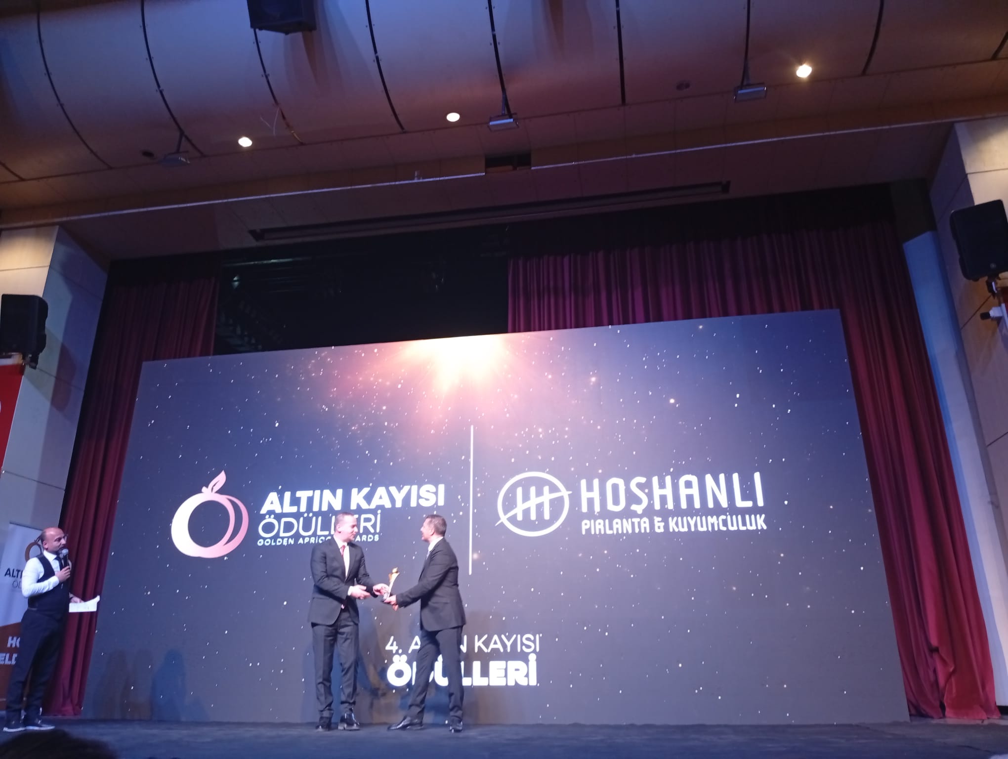 Malatya'da 4. Altın Kayısı Ödül Programı Gerçekleştirildi