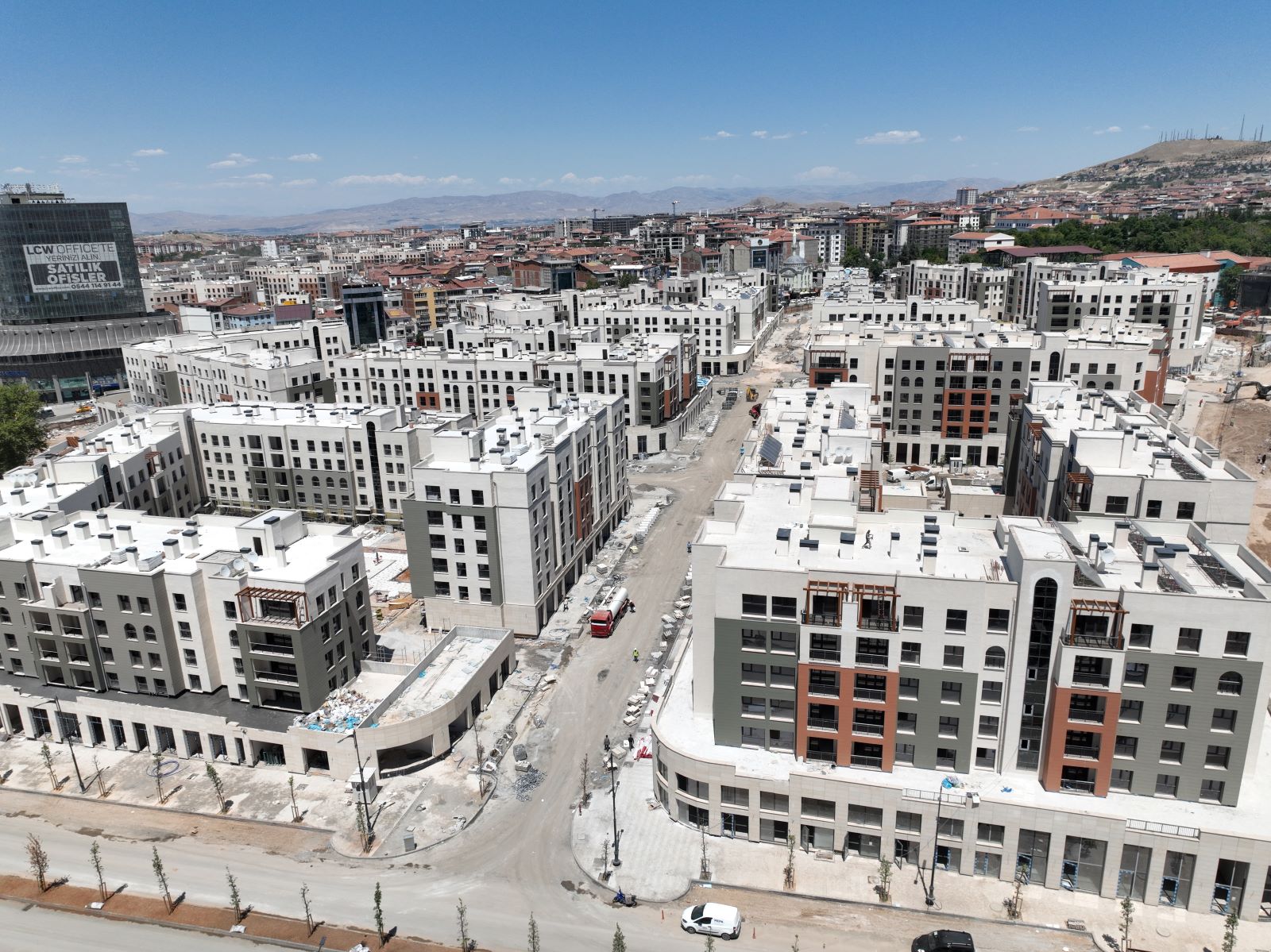 MALATYA'NIN EN PRESTİJLİ CADDESİNE  BAKAN MURAT KURUM'UN İSMİ VERİLECEK