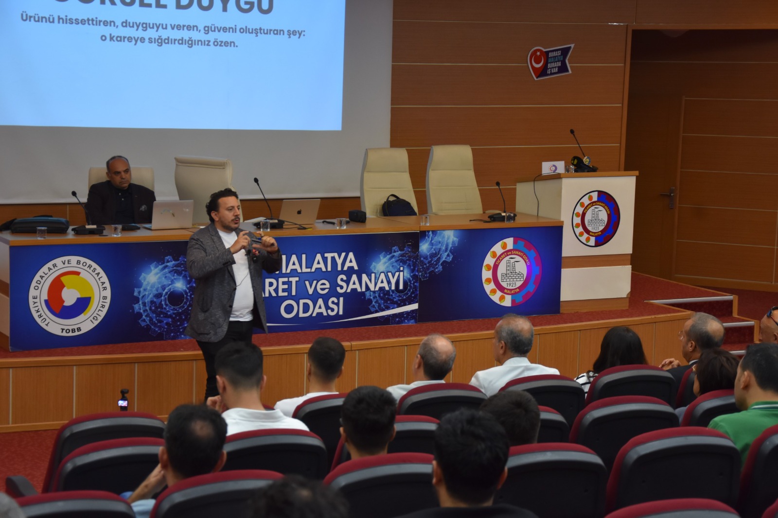 Malatya TSO’da “E-Ticaret ve Yapay Zeka Konferansı” düzenlendi