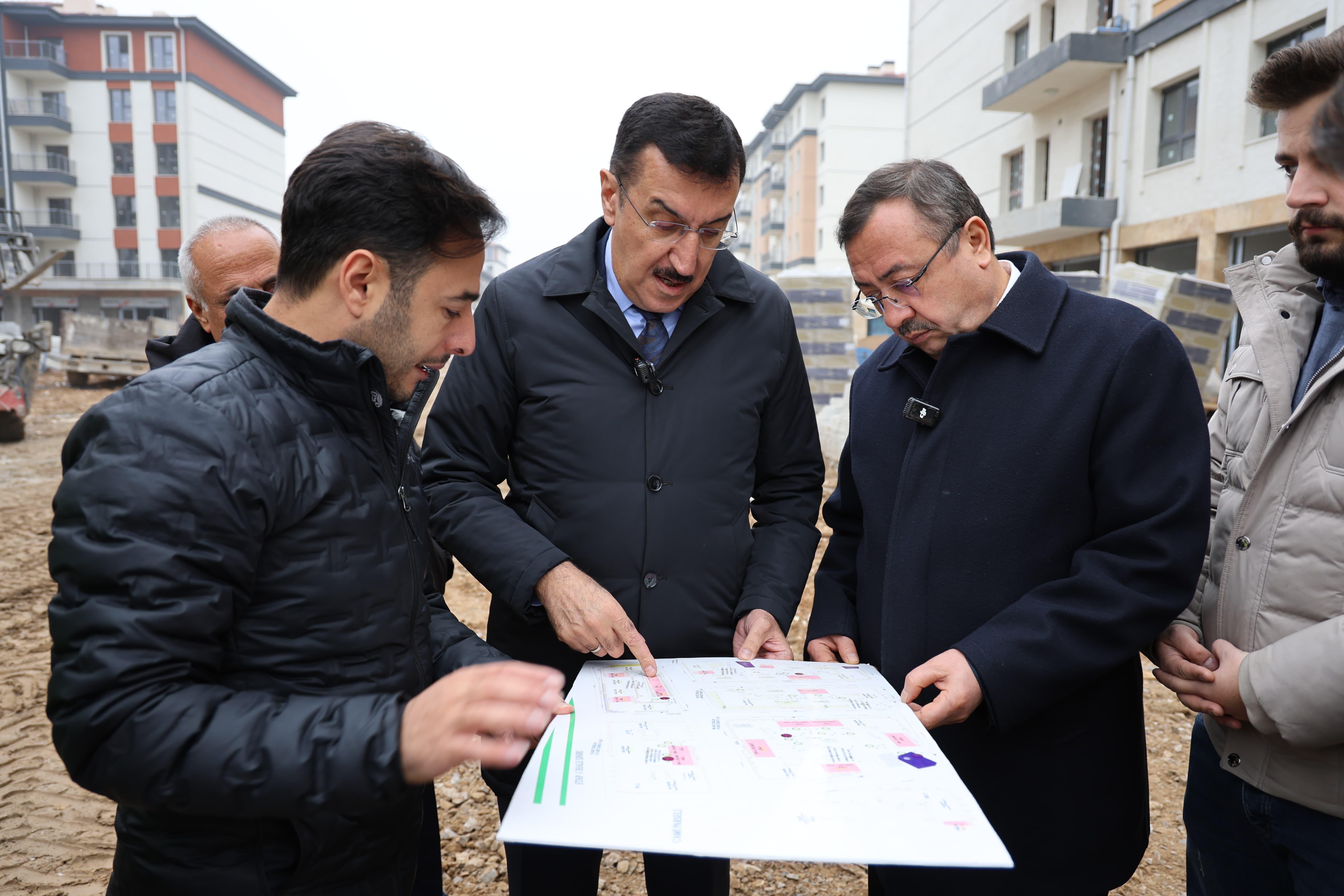 Milletvekili Bülent Tüfenkci, İsmetiye Mahallesi Rezerv Alanlarında İncelemelerde Bulundu