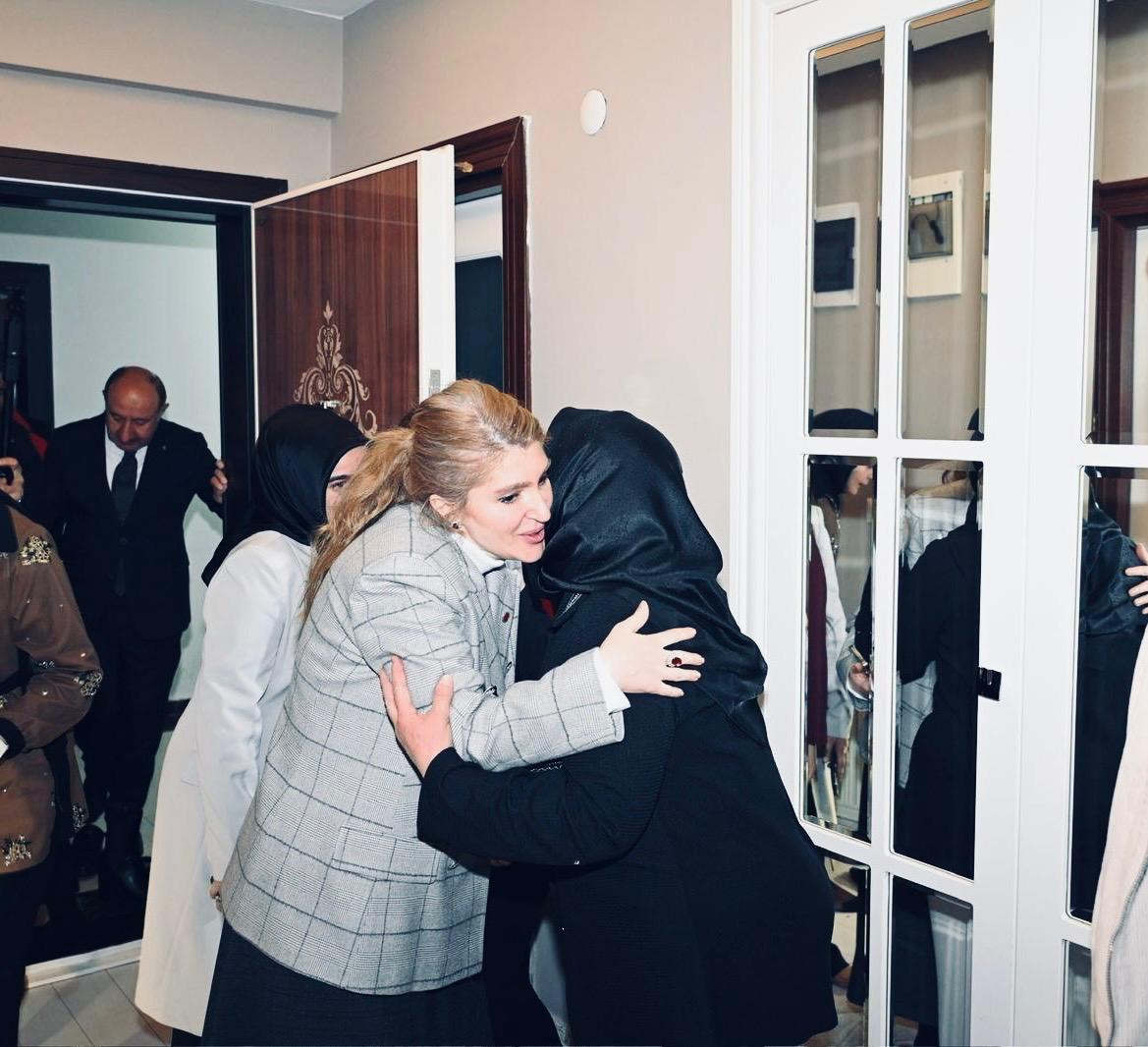 Milletvekili Ölmeztoprak'tan Şehit Ailesine Bayram Ziyareti