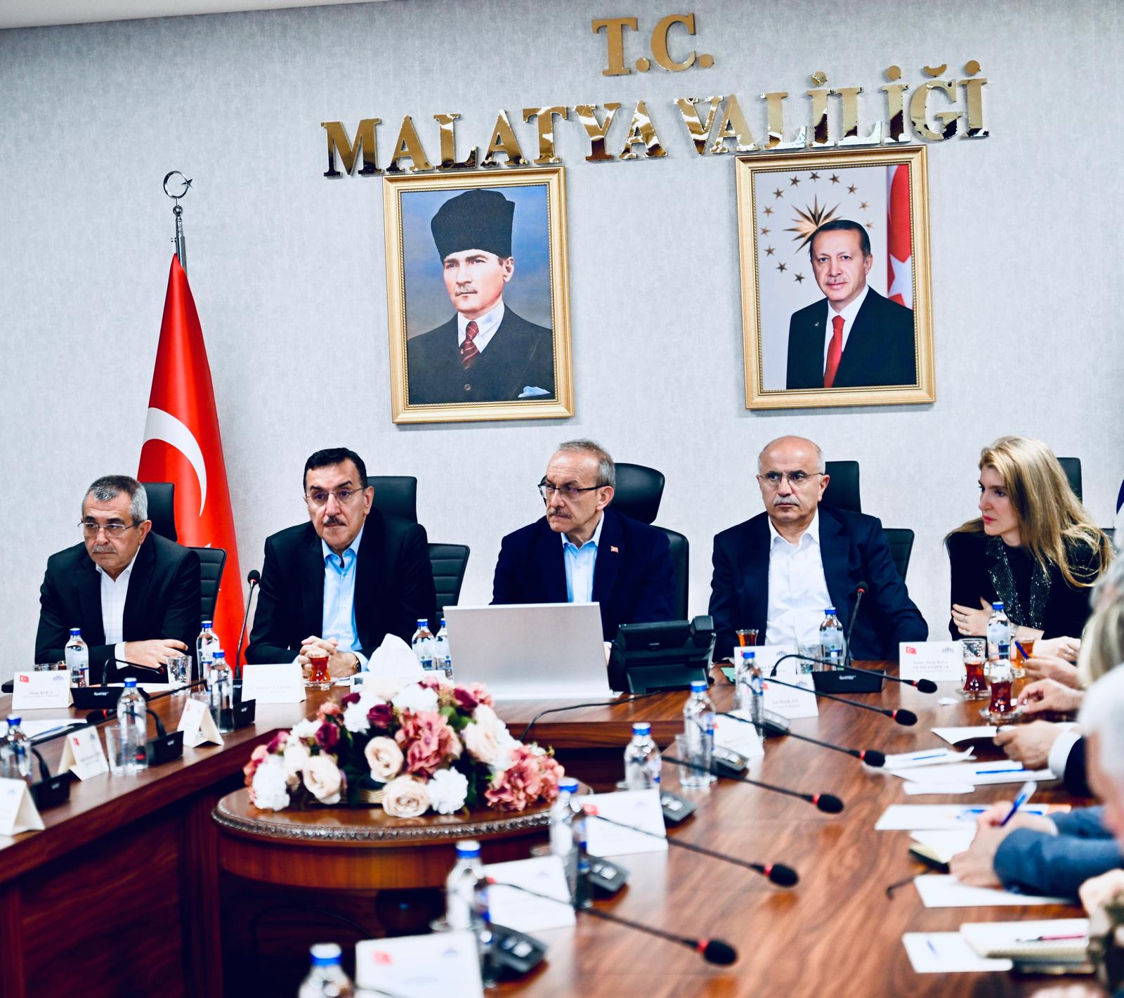Milletvekili Ölmeztoprak'tan Yoğun Mesai