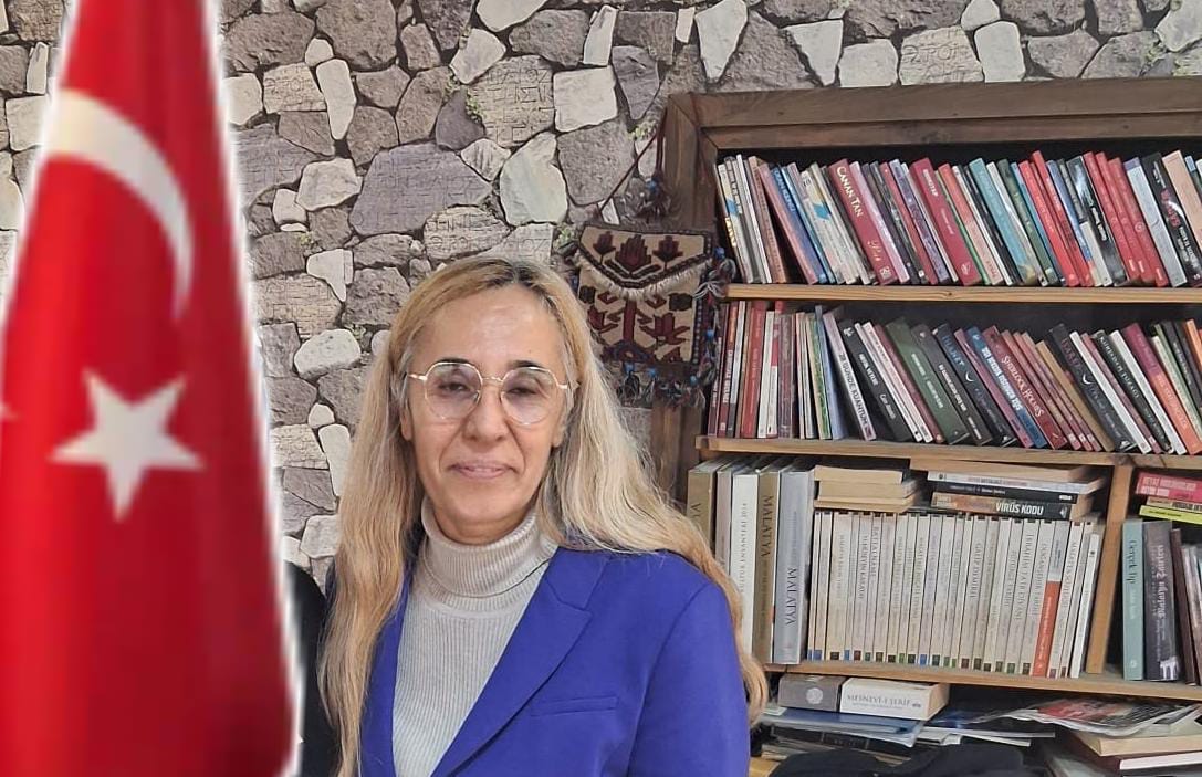 Paşaköşkü Mahallesi Muhtarı Sema Karataş'tan Regaip Kandili Mesajı