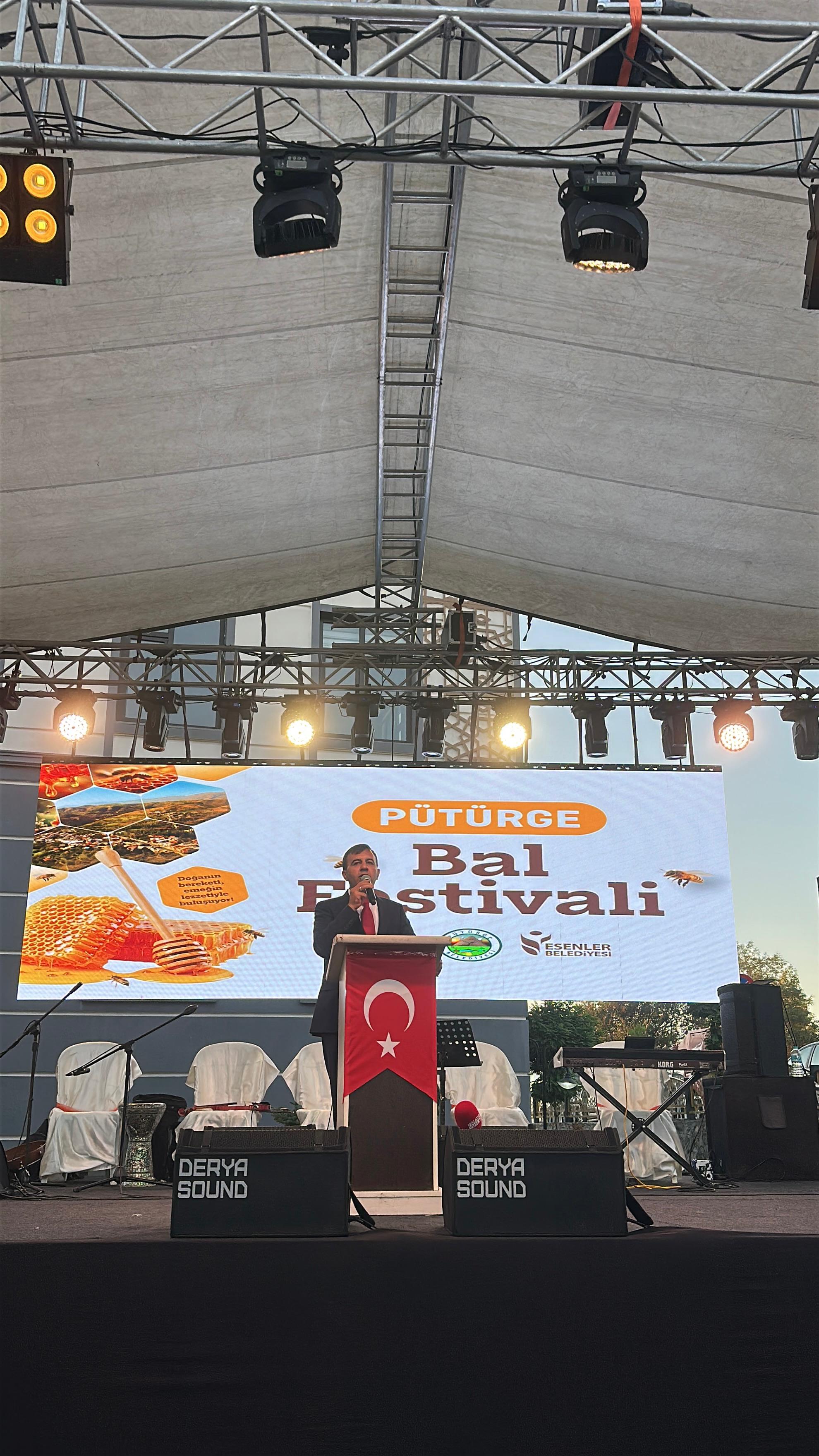 Pütürge'de Bal Festivali Büyük Bir Coşkuyla Ve Katılımla Gerçekleşti