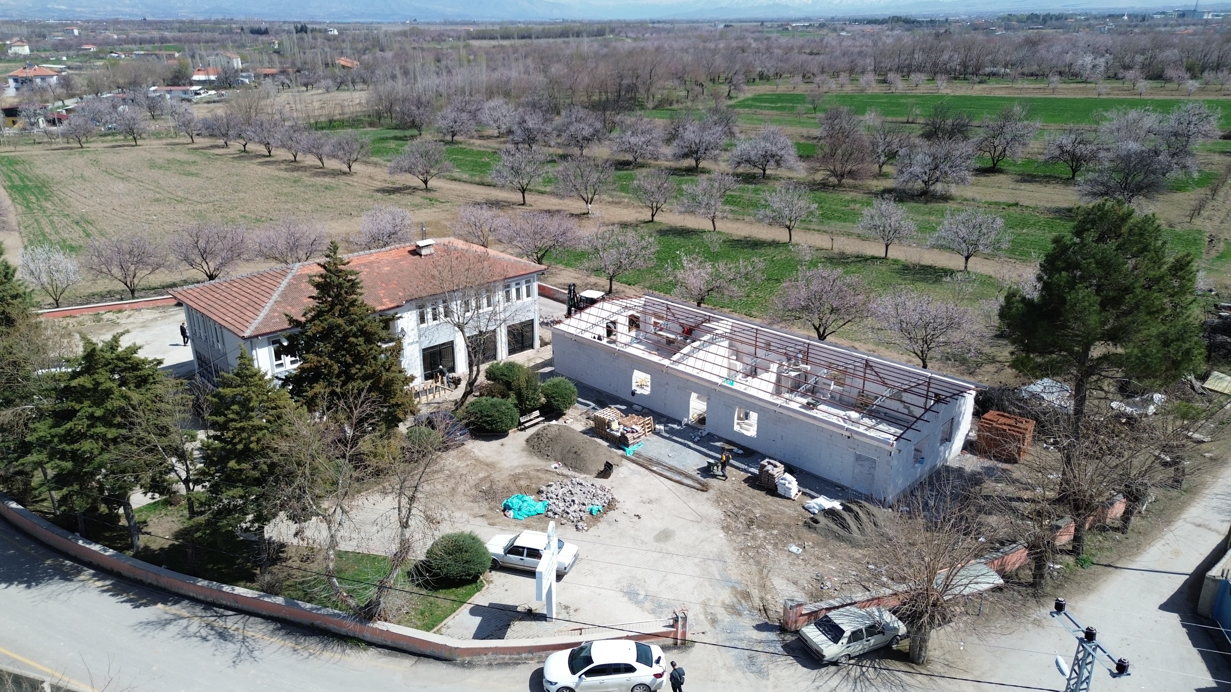 "Battalgazi'de Taziye Çadırlarından Kalıcı Yapılara Geçiş "