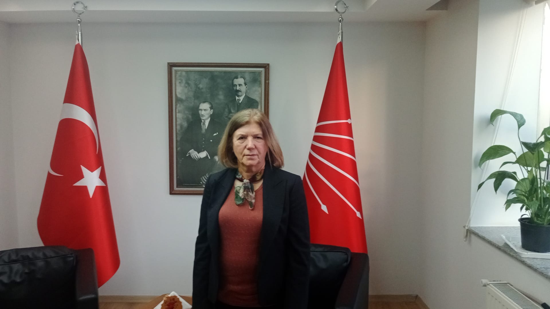 "BETONLAŞAN ŞEHİR MERKEZİNDE YEŞİL DOKU HASSASİYETİ ÖNEMLİ"