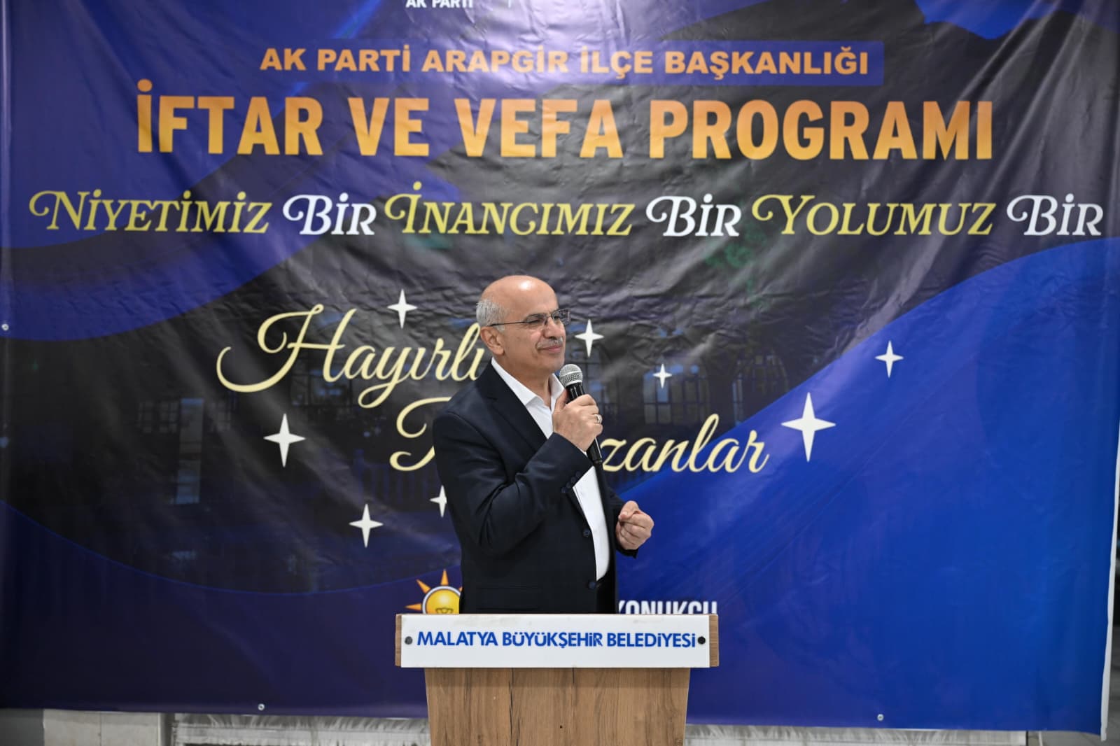 "ÇARŞI MEYDANININ ALTYAPISINI TAMAMLADIK, KALDIRIMLARI YAPACAĞIZ"