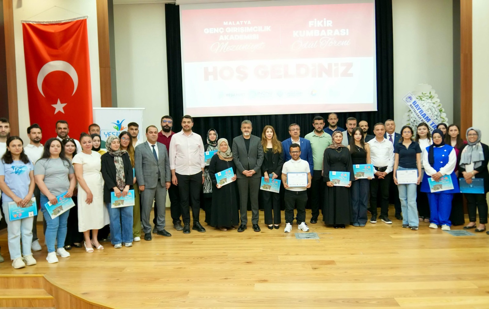 "Genç Girişimcilik Akademisi" İle "Fikir Kumbarası"Projesi Tamamlandı