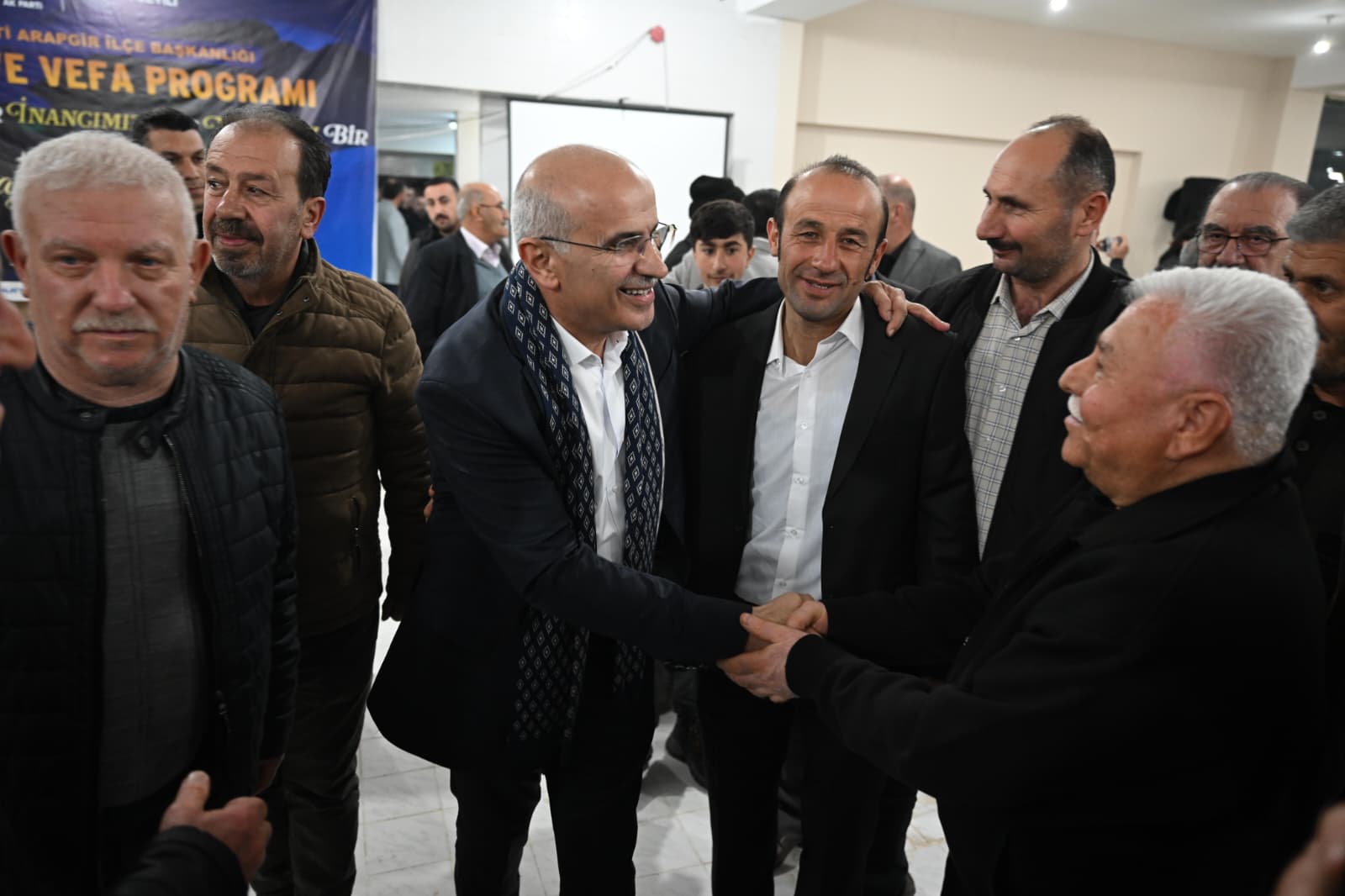 "GÜÇLÜ VE GÜZEL BİR MALATYA İNŞA EDİYORUZ"