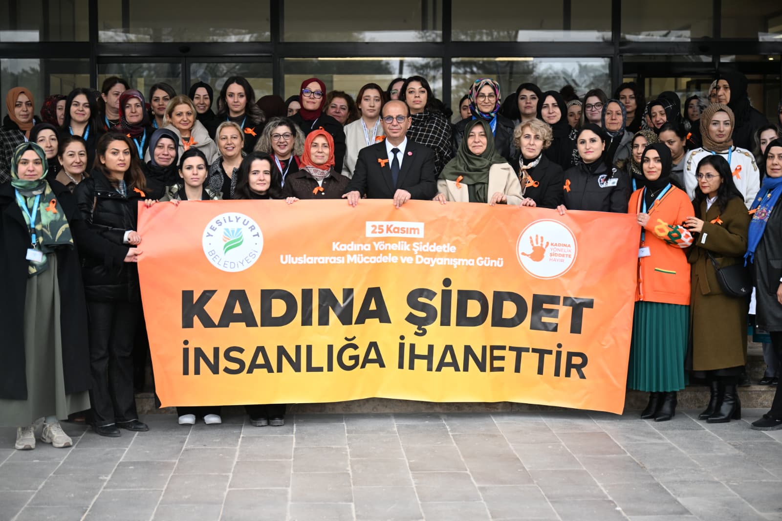 "Kadına Şiddet İnsanlığa İhanettir"