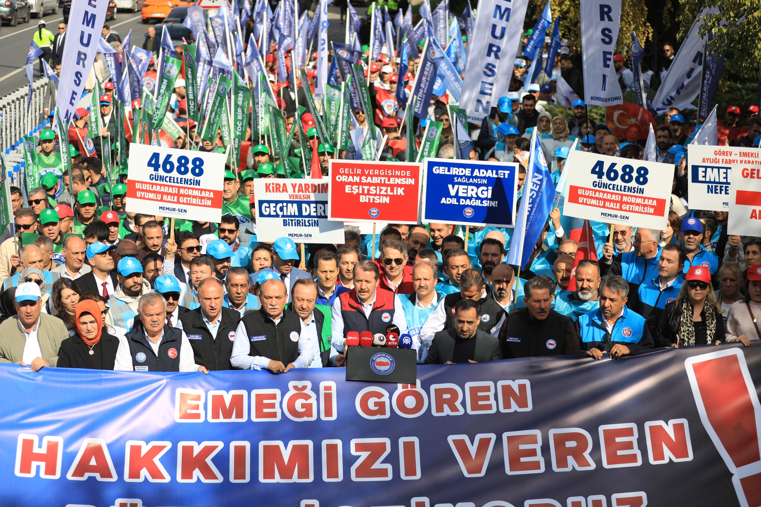 Sağlık Emekçilerinden Ankara Çıkarması