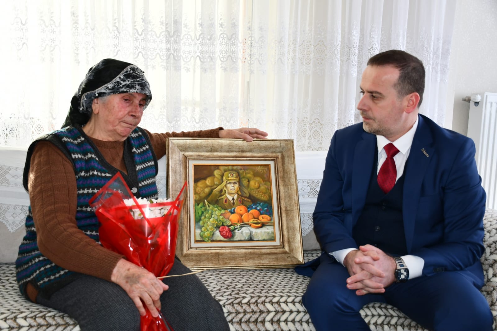 Salih Karademir'den Şehit Yarbay Songül Yakut'un Annesine Kadınlar Günü Ziyareti